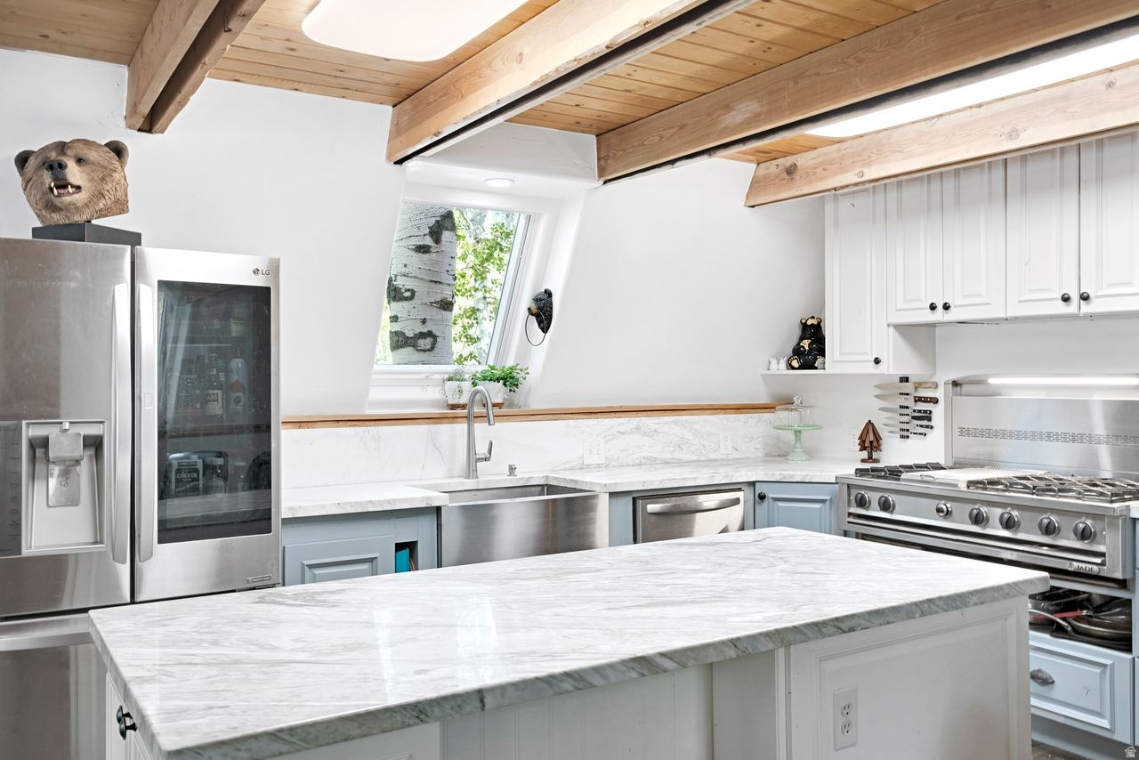 TIMBER LAKES - Residential
