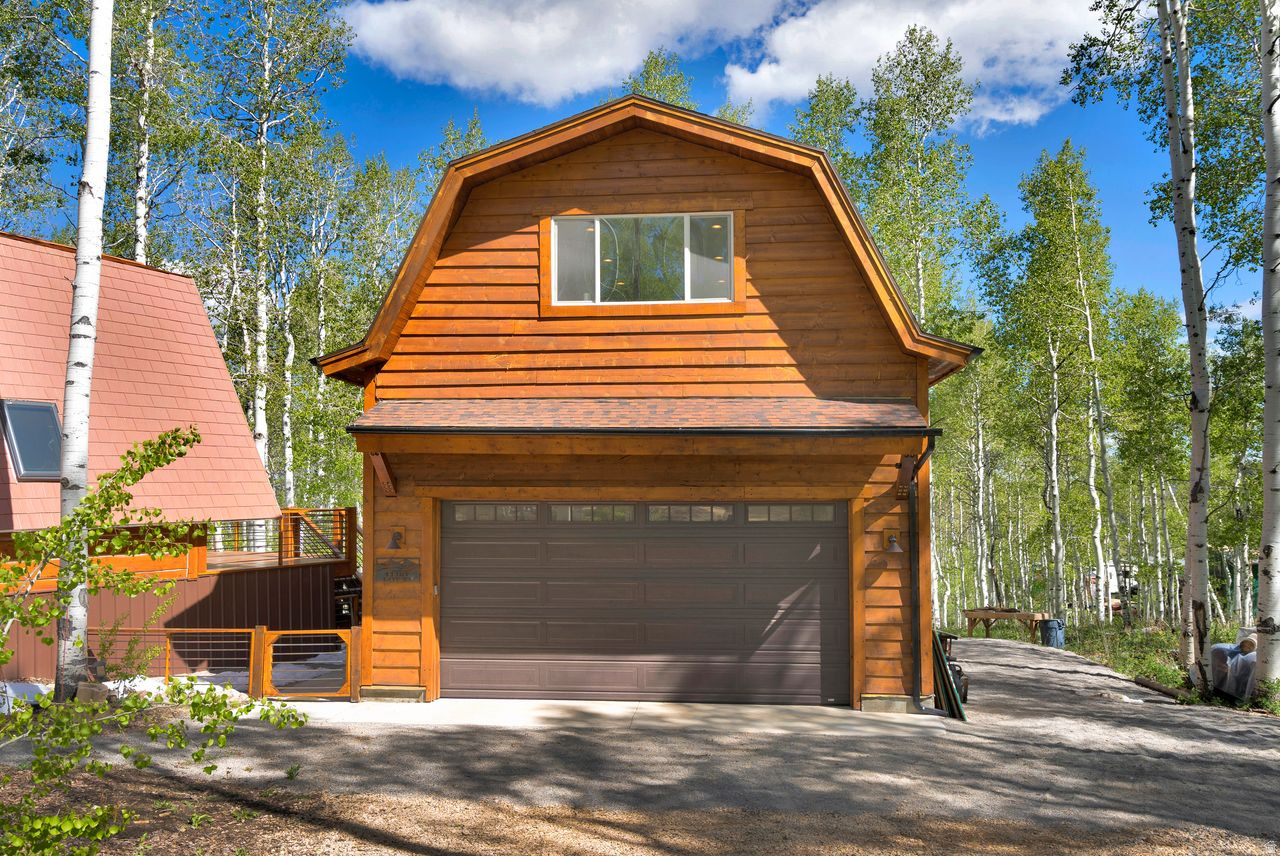TIMBER LAKES - Residential