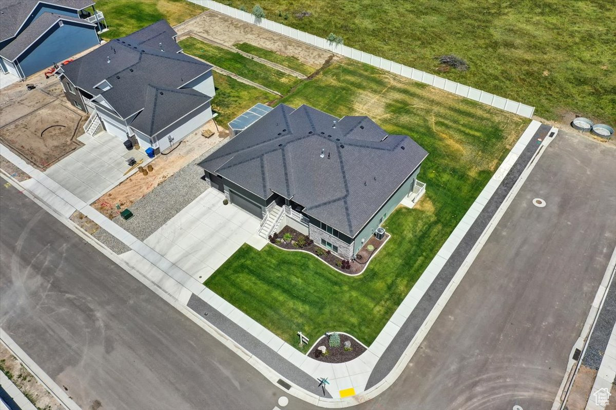 PARKSIDE ESTATES - Residential