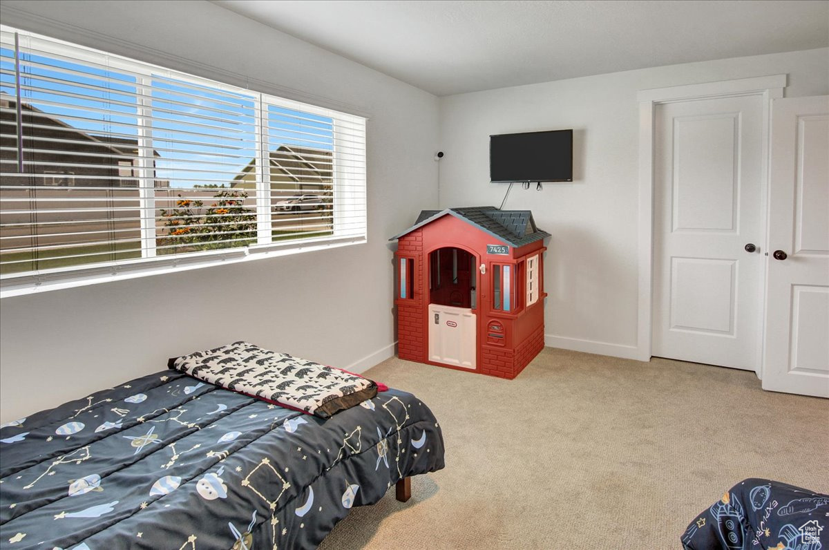 PARKSIDE ESTATES - Residential