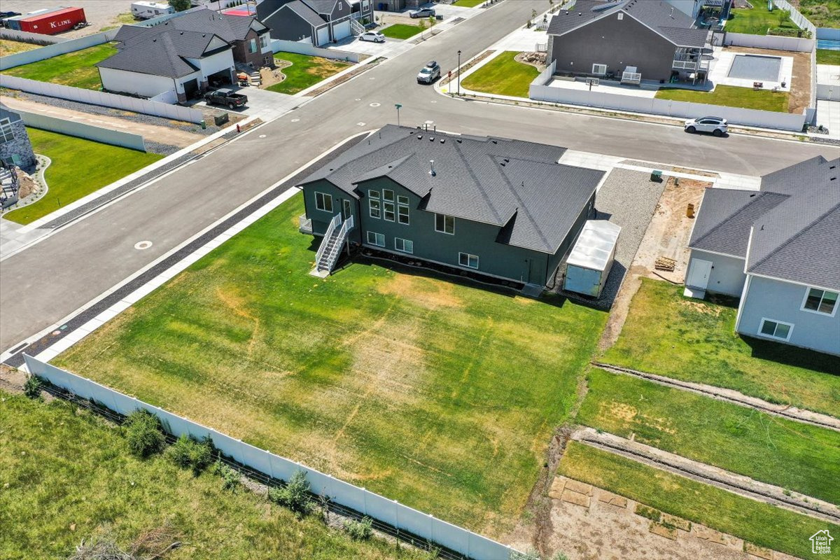 PARKSIDE ESTATES - Residential