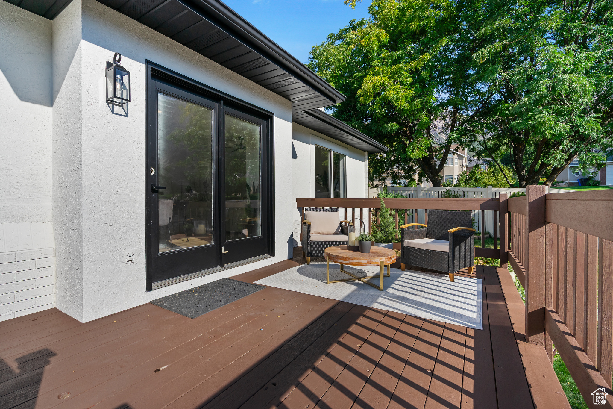 NORTH OAKS COVE 3 - Residential