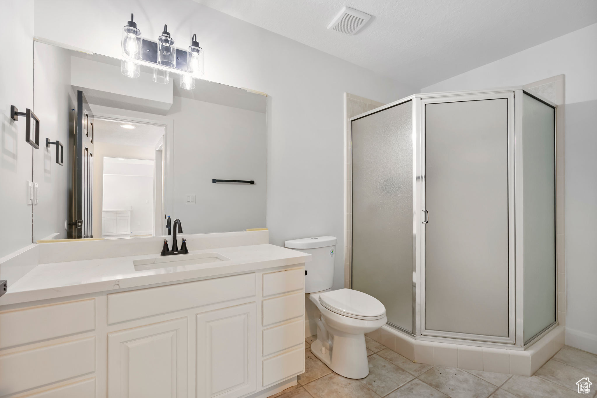 NORTH OAKS COVE 3 - Residential
