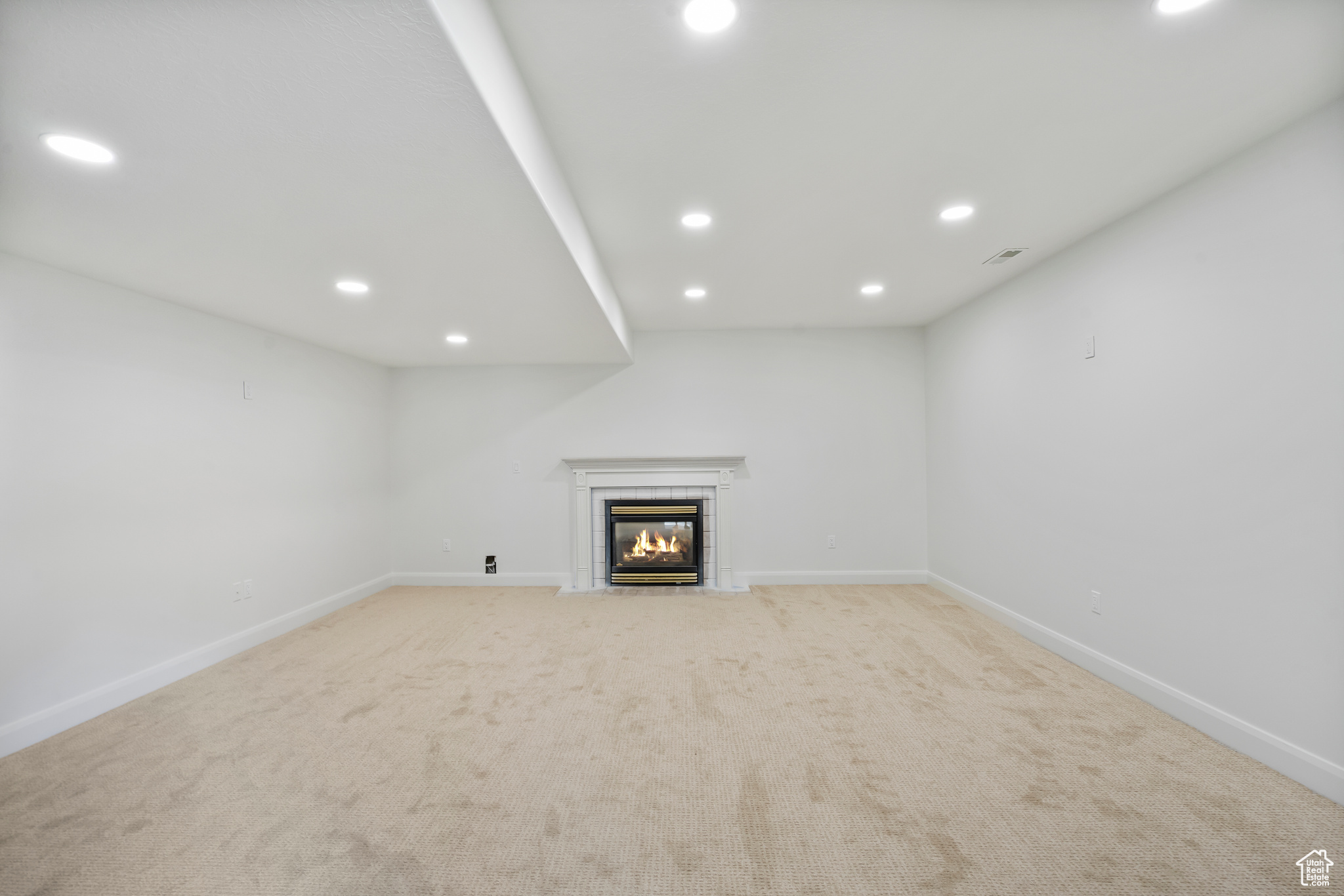 NORTH OAKS COVE 3 - Residential