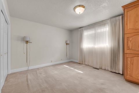 Tiny photo for 2321 S 900 E, Bountiful, UT 84010 (MLS # 2120607)