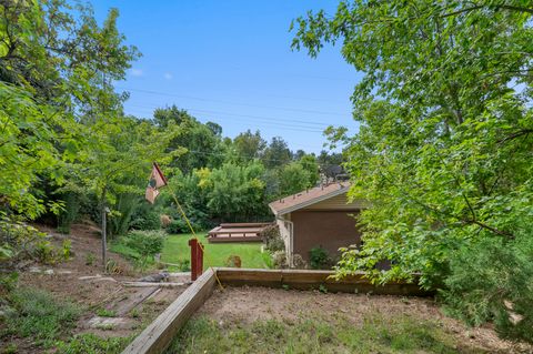Tiny photo for 2321 S 900 E, Bountiful, UT 84010 (MLS # 2120607)