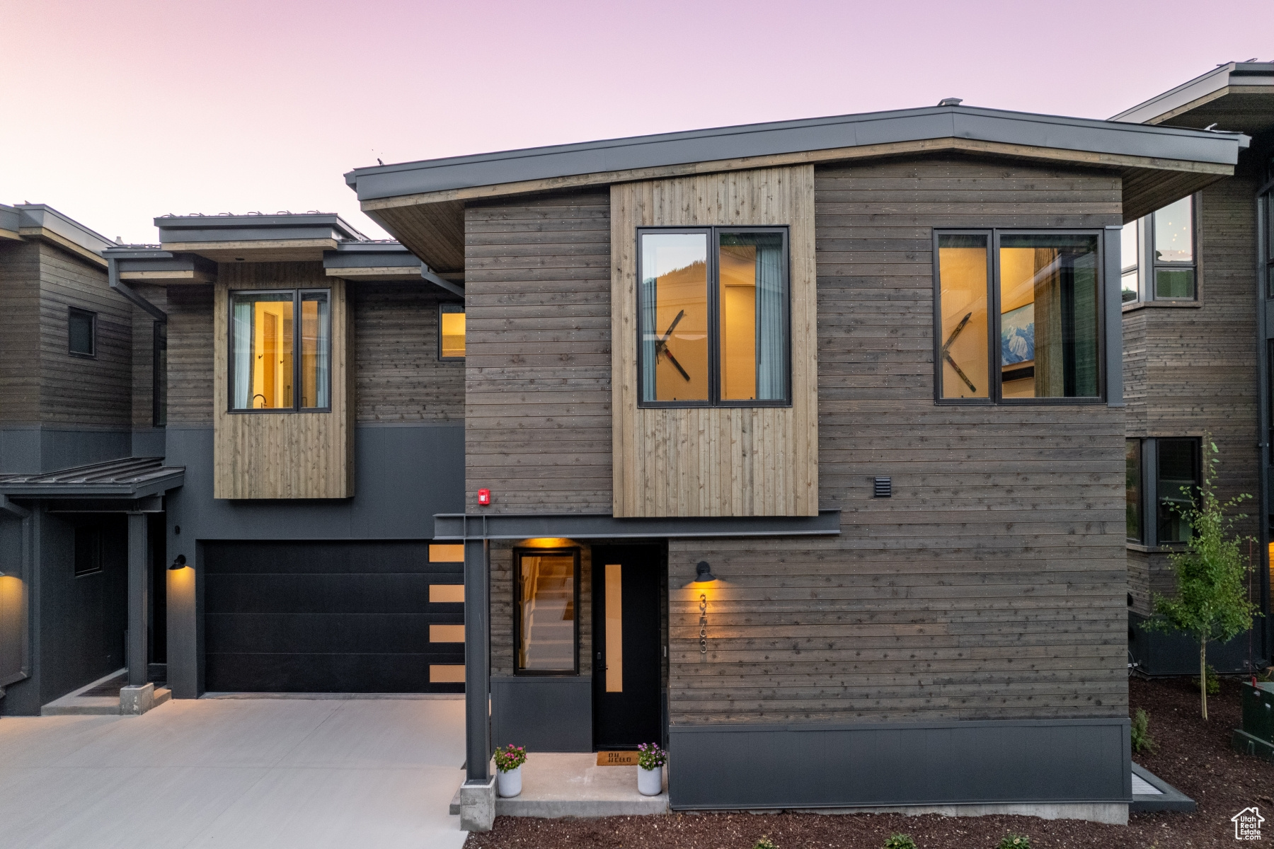 THE RIDGE AT CANYONS - Residential