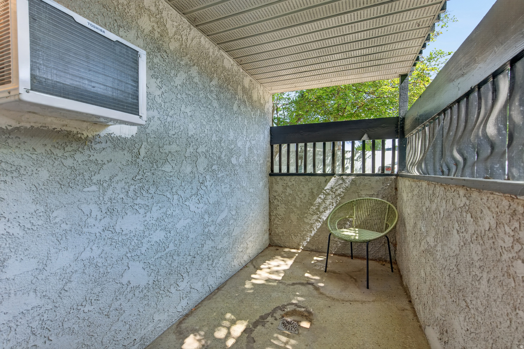 WOOD POINT CONDO - Residential