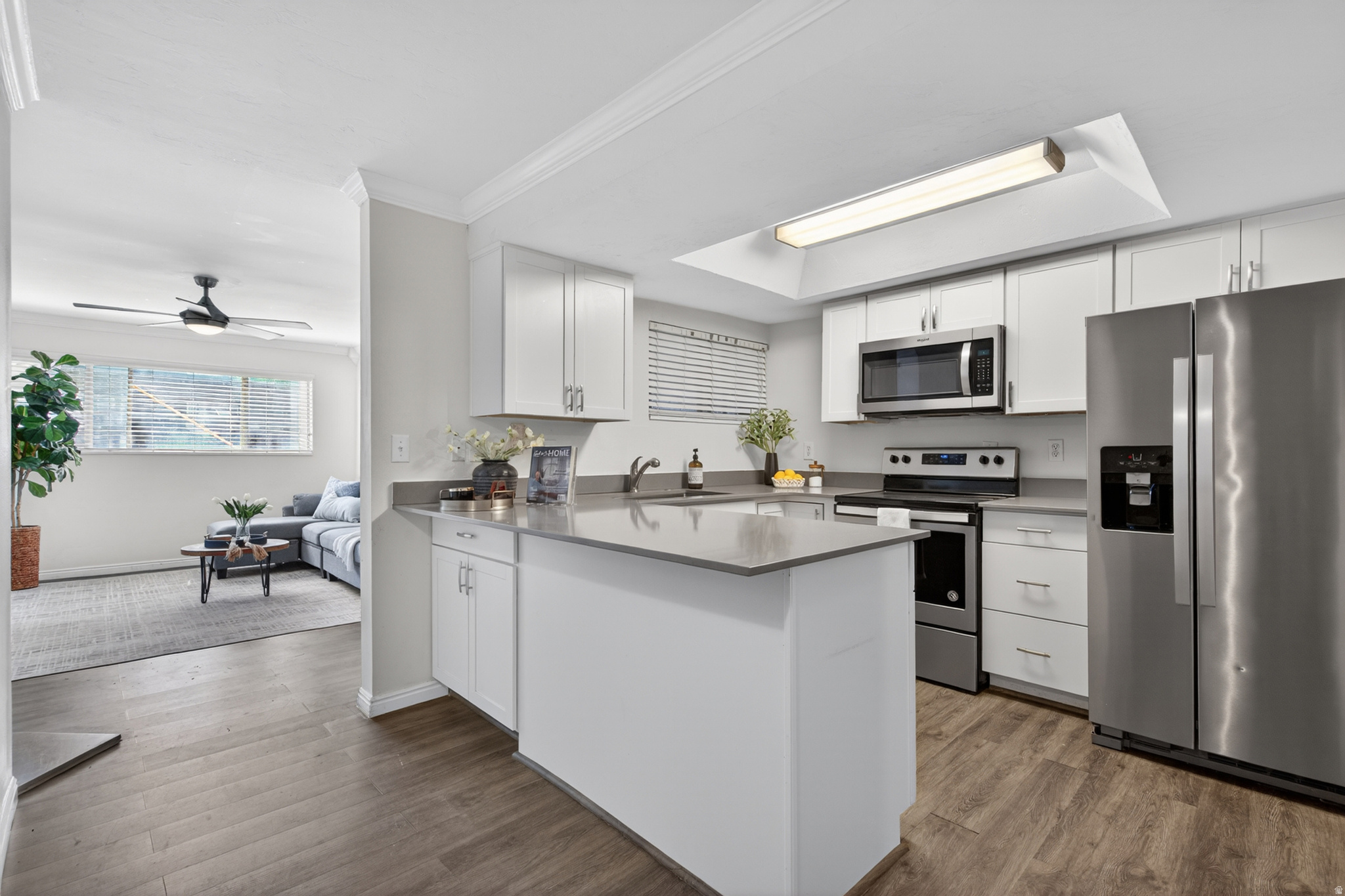 WOOD POINT CONDO - Residential