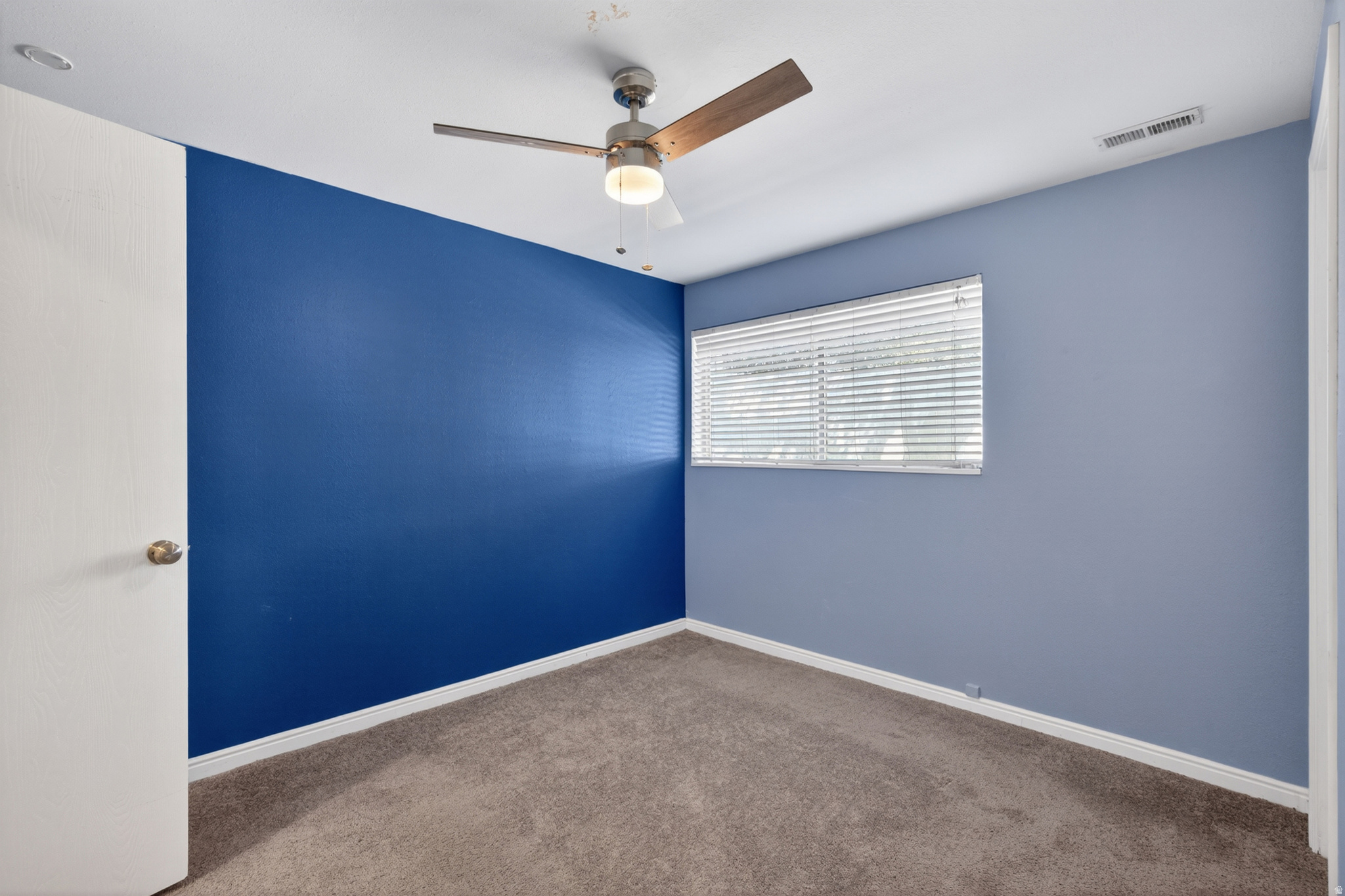 WOOD POINT CONDO - Residential