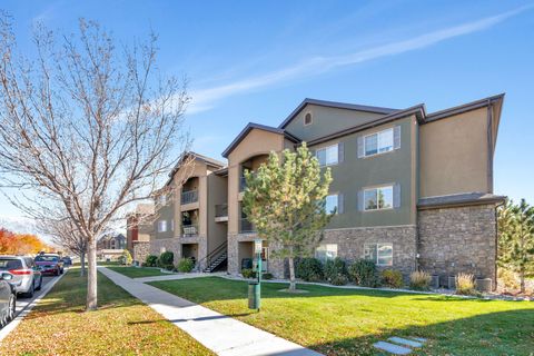 Tiny photo for 127 E JORDAN RIDGE BLVD #406, Saratoga Springs, UT 84045 (MLS # 2121283)