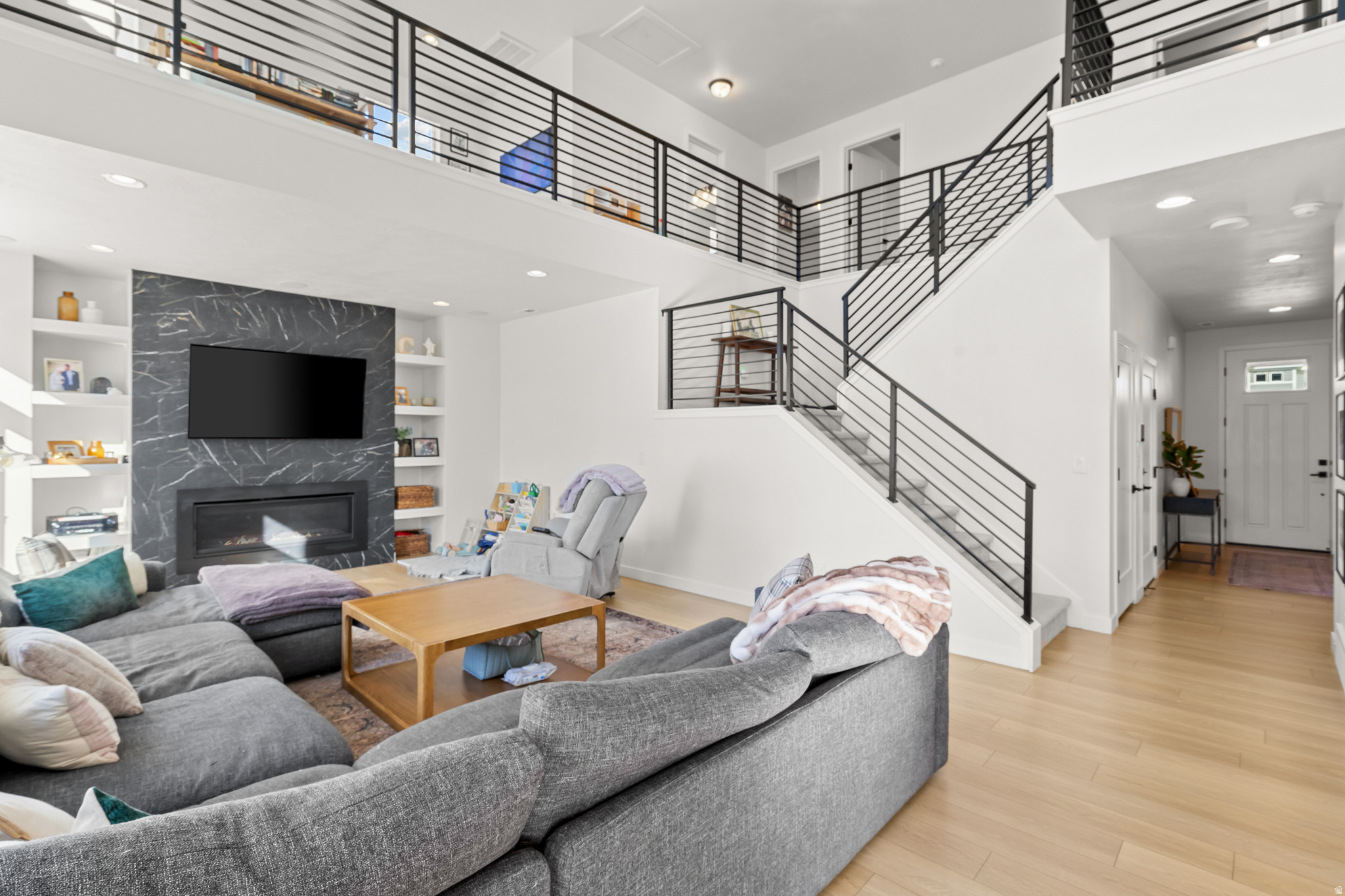 STONECREEK - Residential