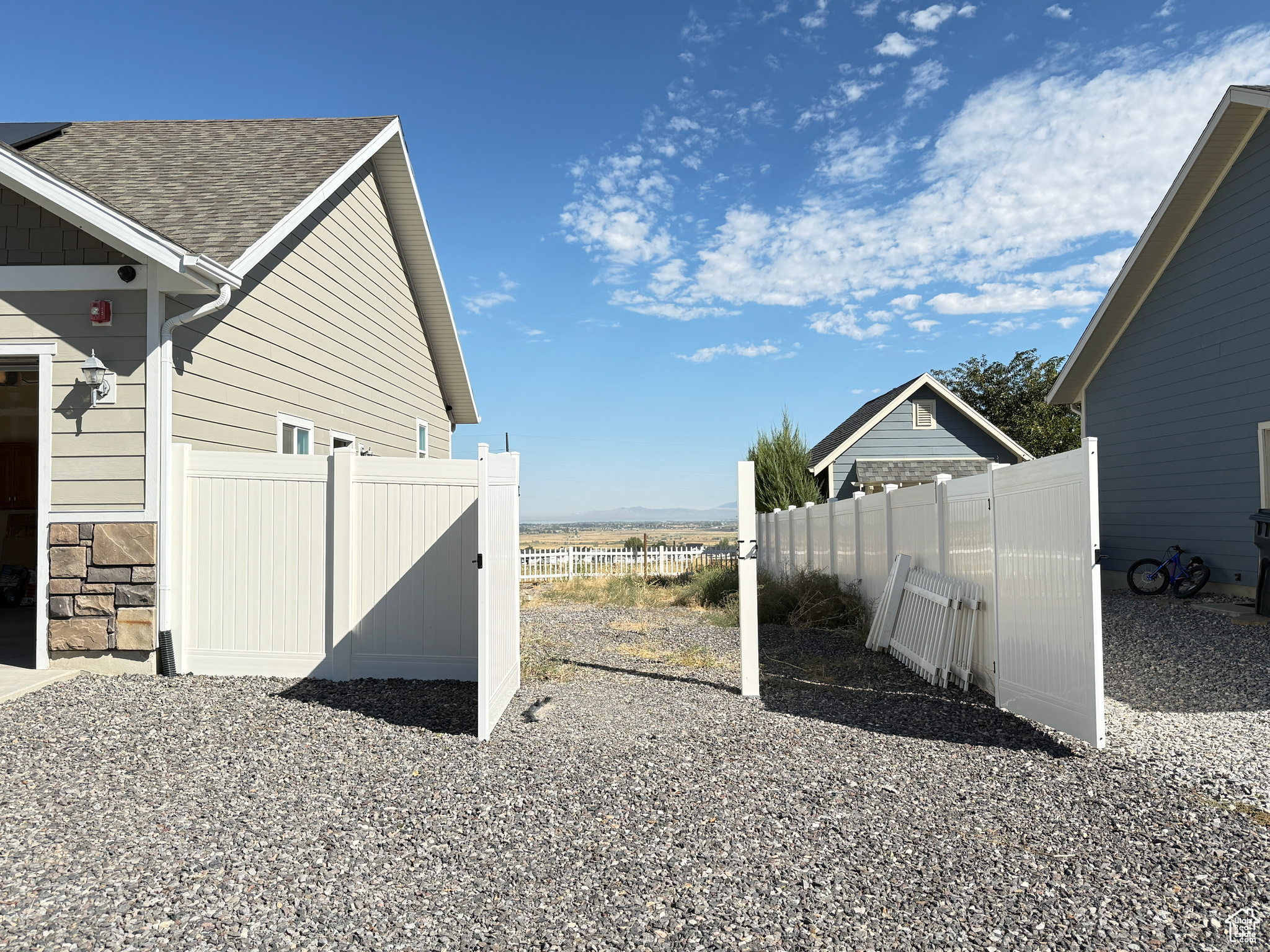 RIDGE - Residential