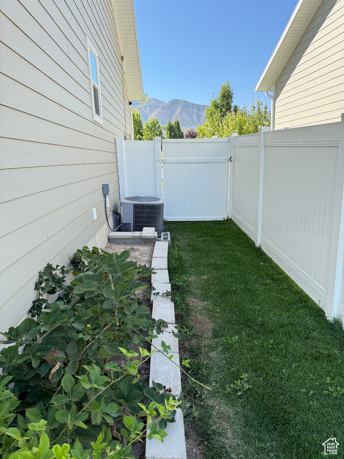 RIDGE - Residential