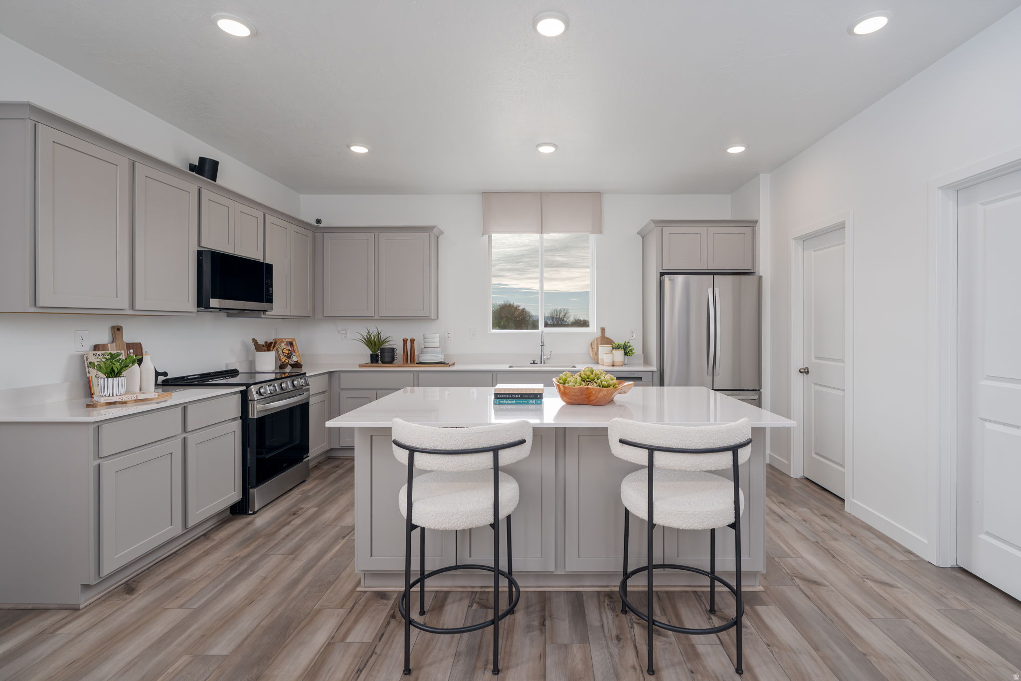 HIGHLINE AT AMERICAN FORK - Residential