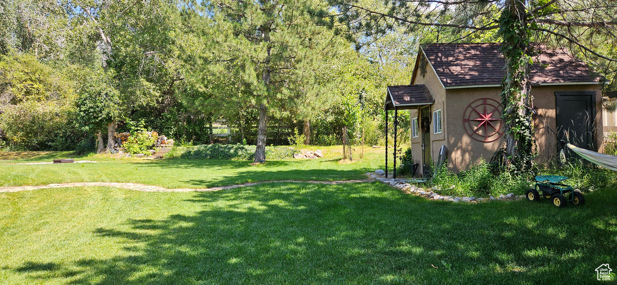 RIVER MEADOWS - Residential