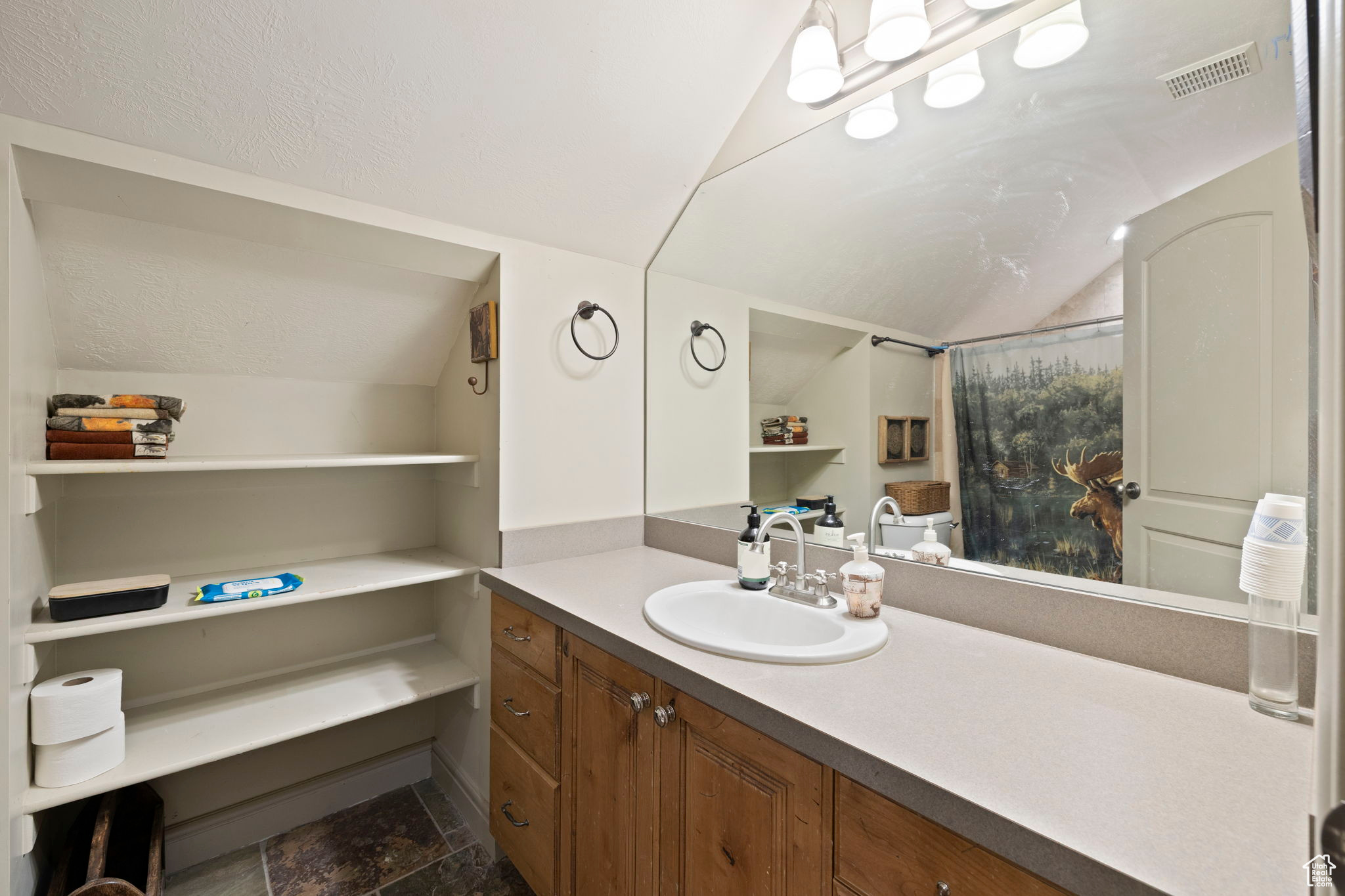 RIVER MEADOWS - Residential