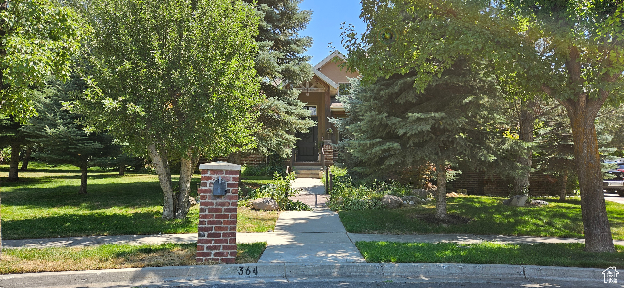 RIVER MEADOWS - Residential