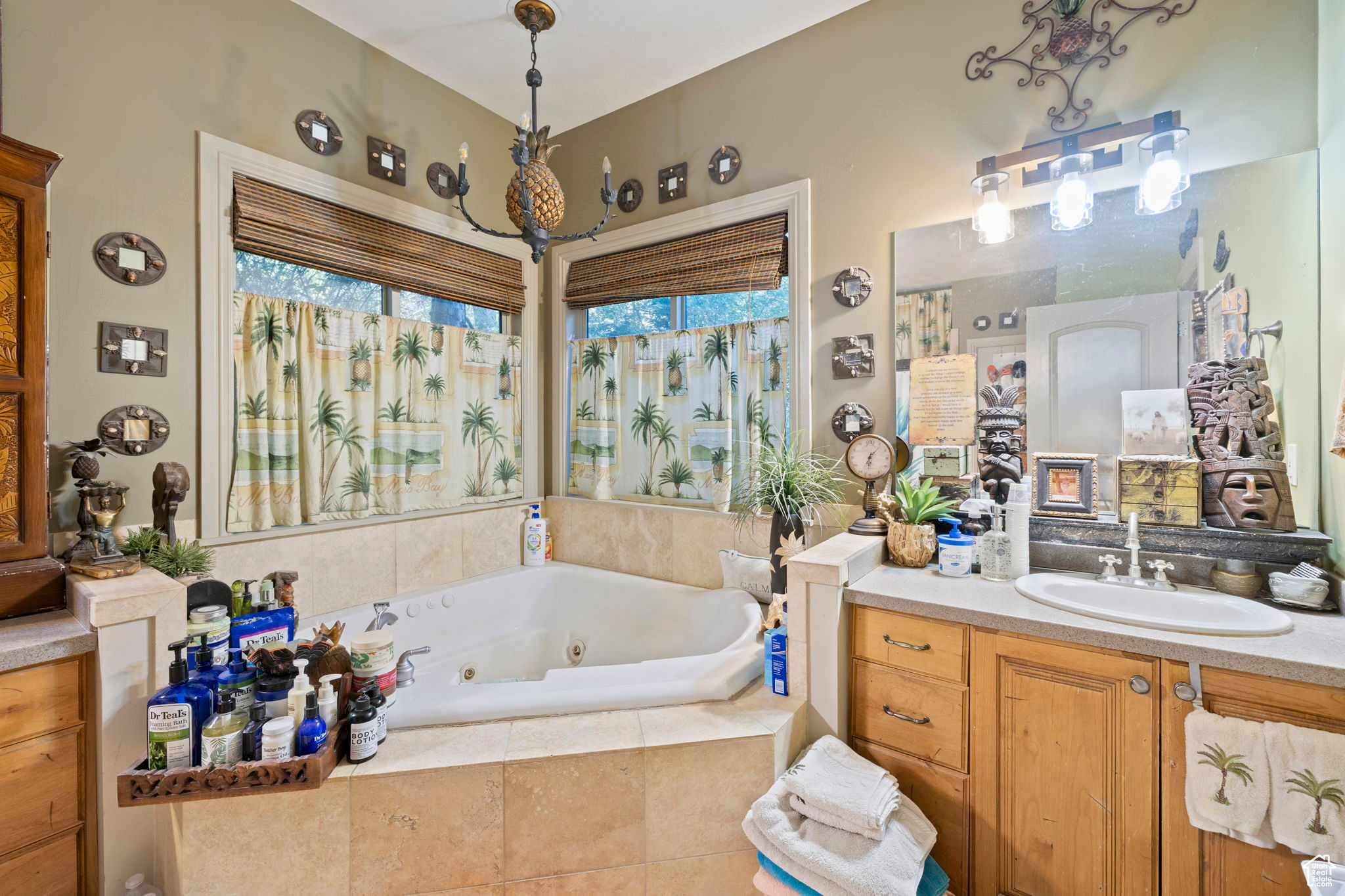 RIVER MEADOWS - Residential