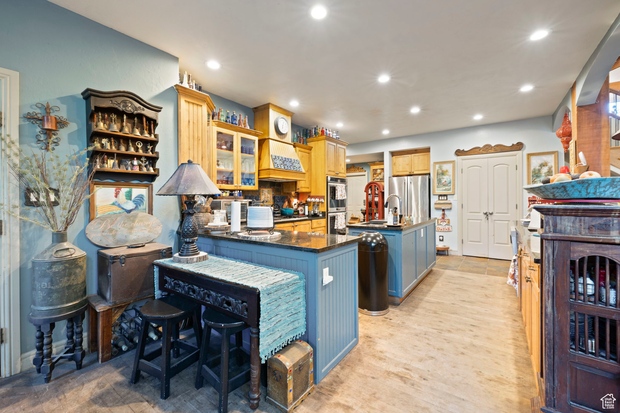 RIVER MEADOWS - Residential