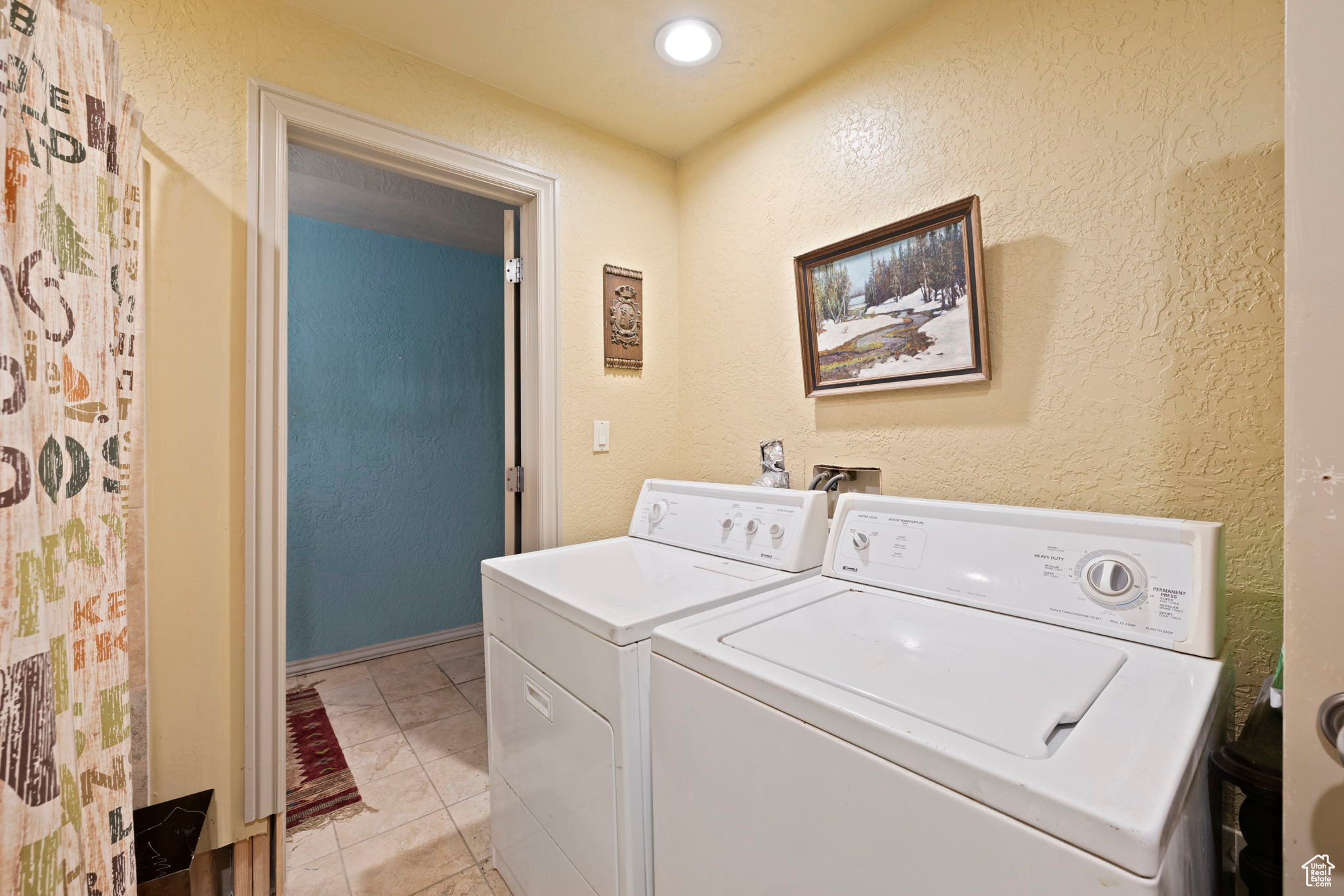 RIVER MEADOWS - Residential