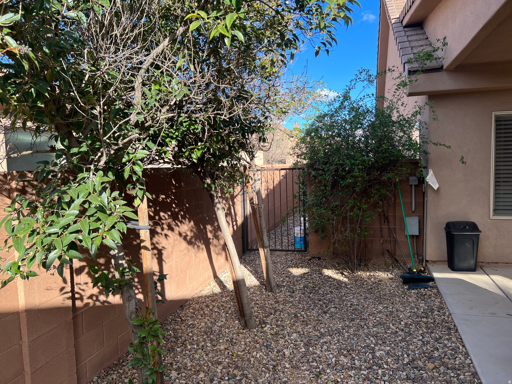 DIXIE SPRINGS - Residential