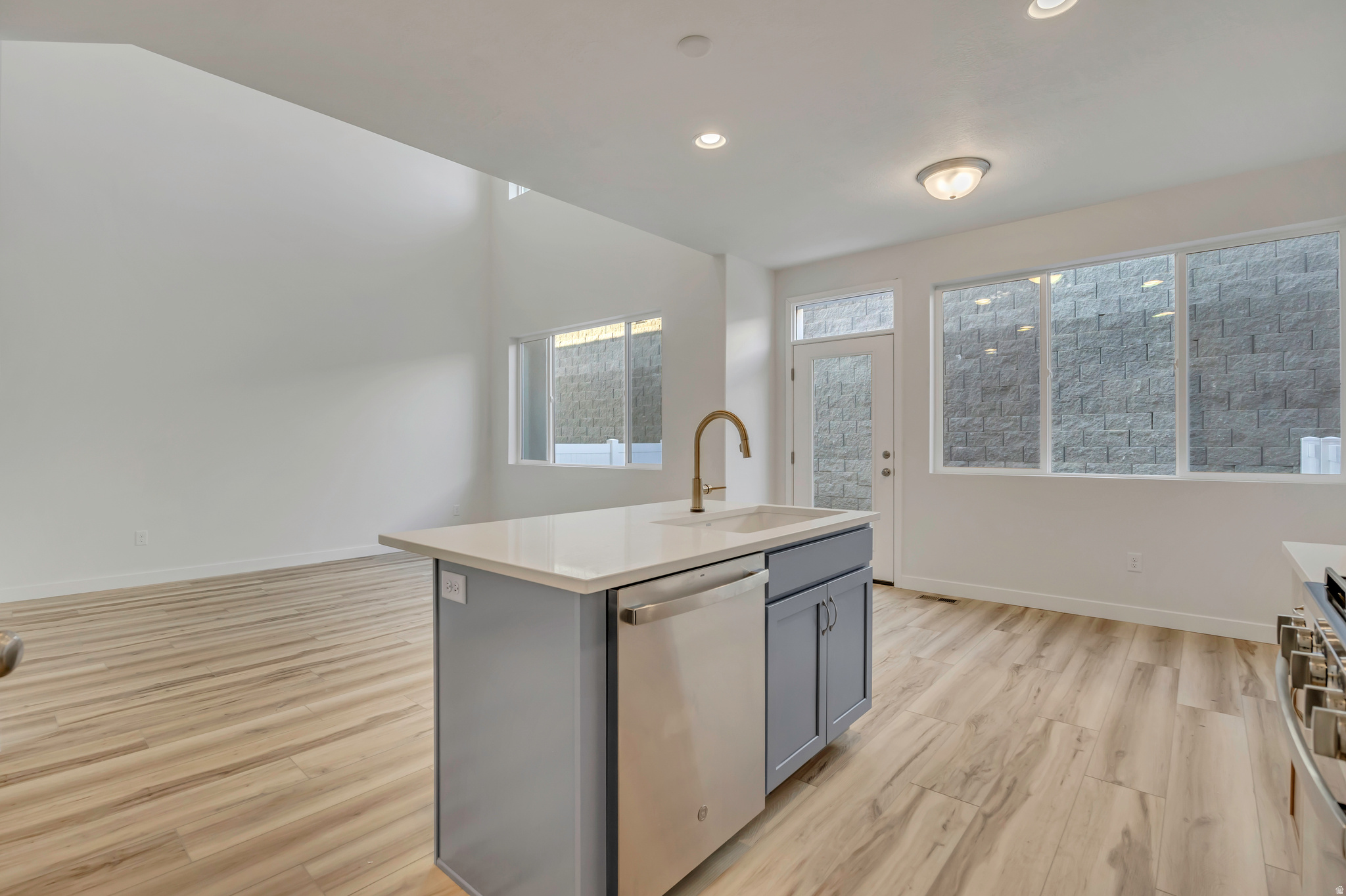 SKY RANCH ENCLAVE - Residential