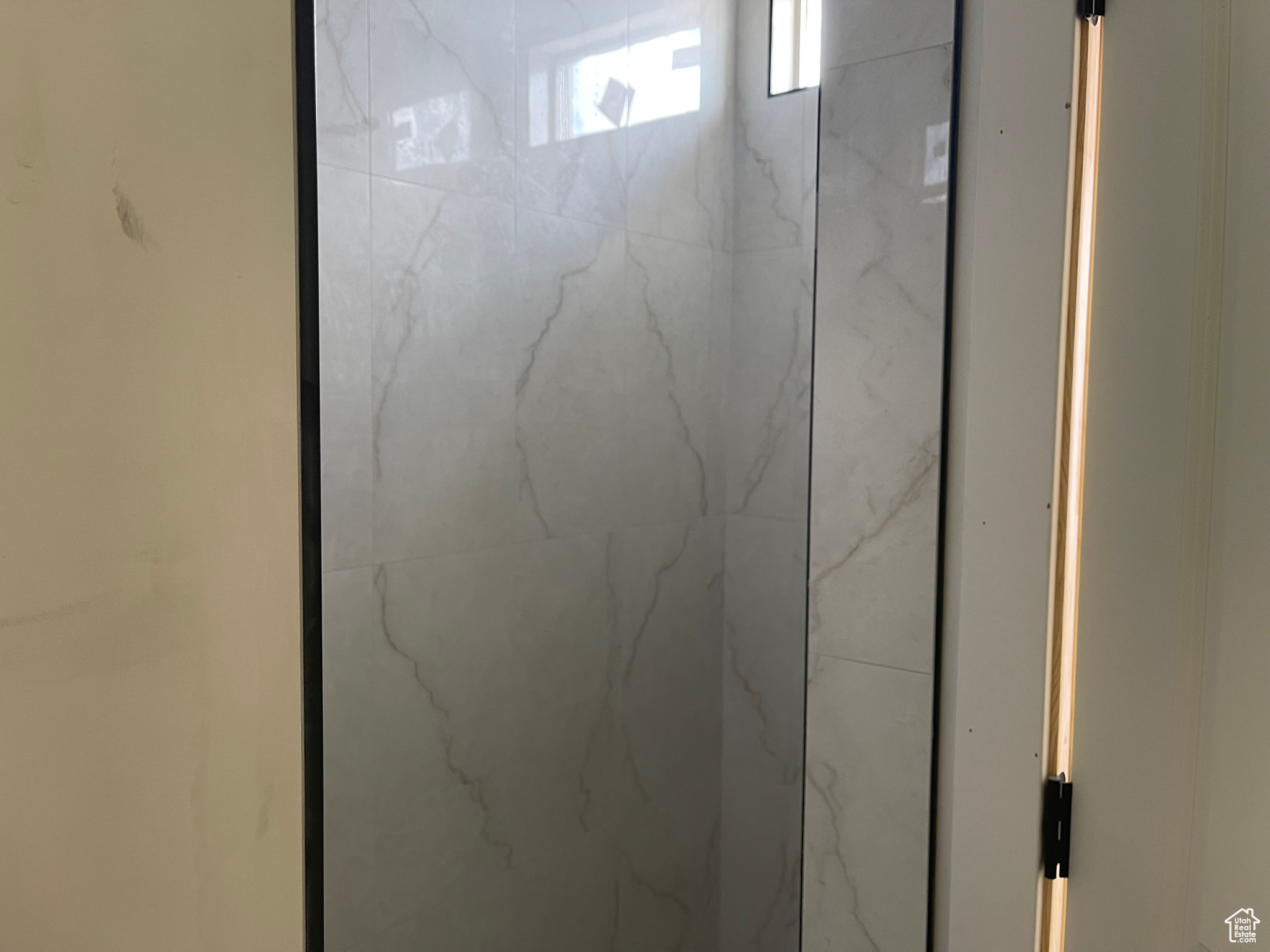 PAINTED SANDS - Residential