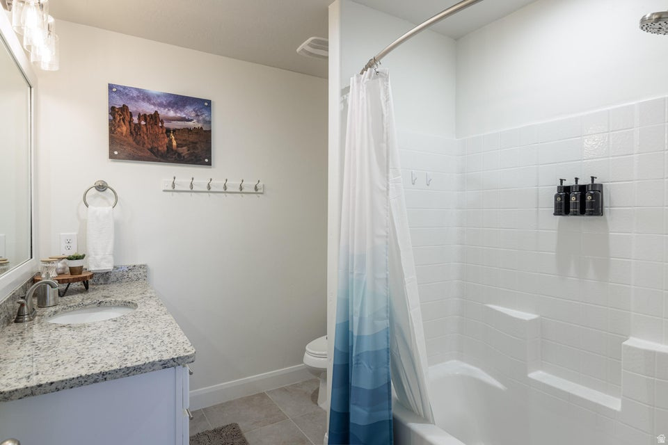 ESCAPES AT THE LEDGES PH 3 - Residential