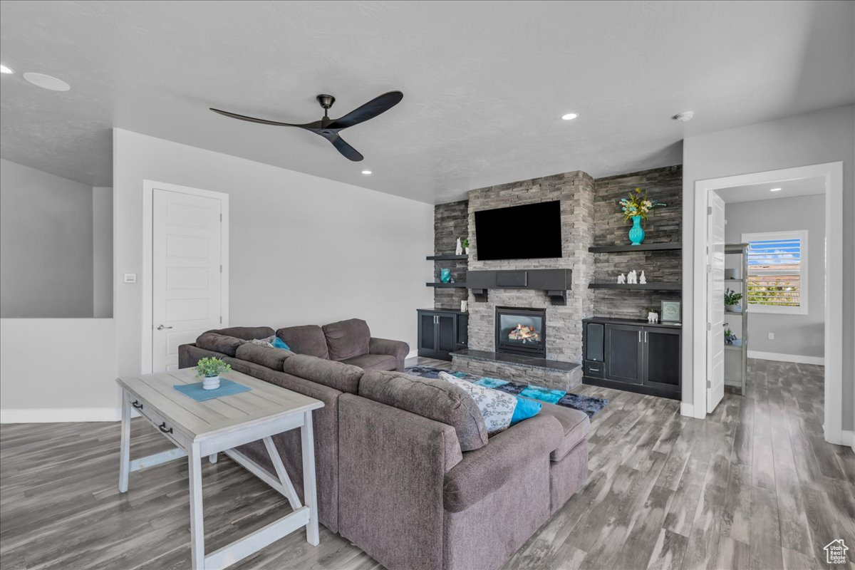 ESCALERA - Residential