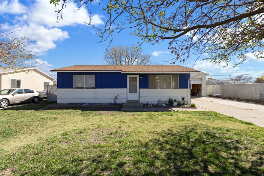 *** MECHANICS DREAM!!! *** You don't want to miss this affordable home in SLC with a detached garage perfect for a mechanic or someone with lots of toys! *** The garage is large enough to install a lift!! *** Tons of parking in the driveway that is Large enough for 10+ cars or long RV's *** White cabinets in the kitchen with Stainless steel appliances *** Fenced back yard with room for activities *** Storage shed in the back yard so the garage stays clean! *** Beautiful 4 bed 2 bath home with extra room in the basement *** Owner/Broker***
