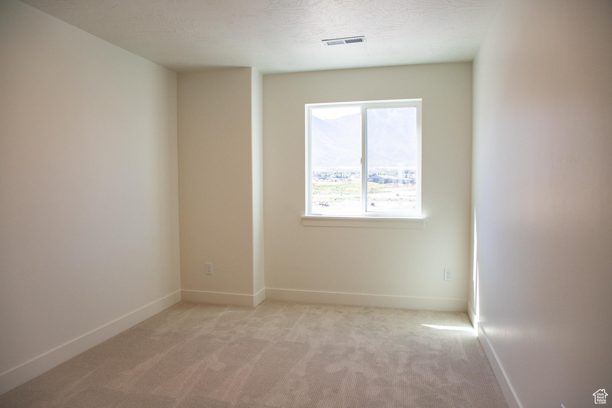 SALEM FIELDS - Residential