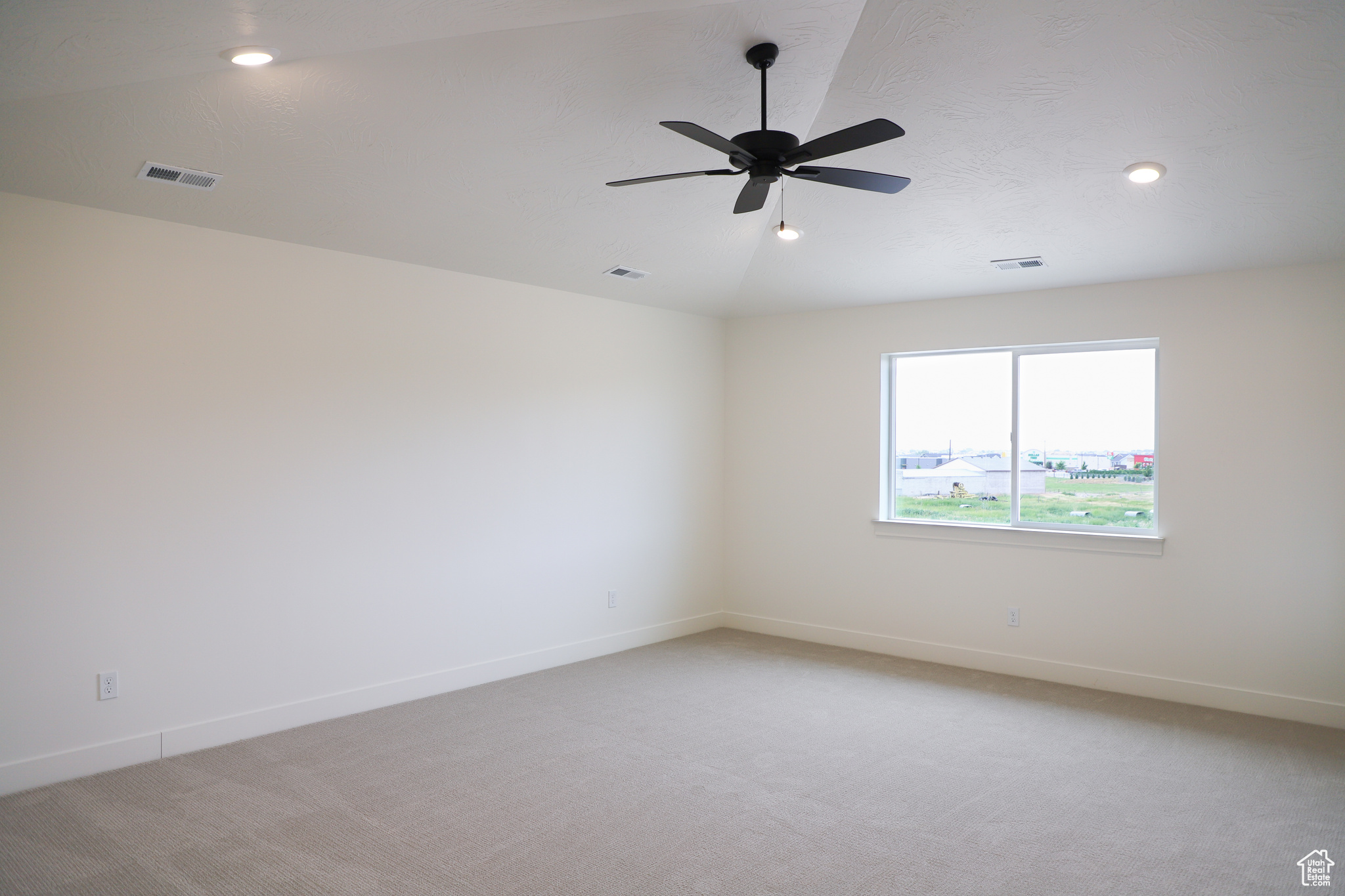 SALEM FIELDS - Residential