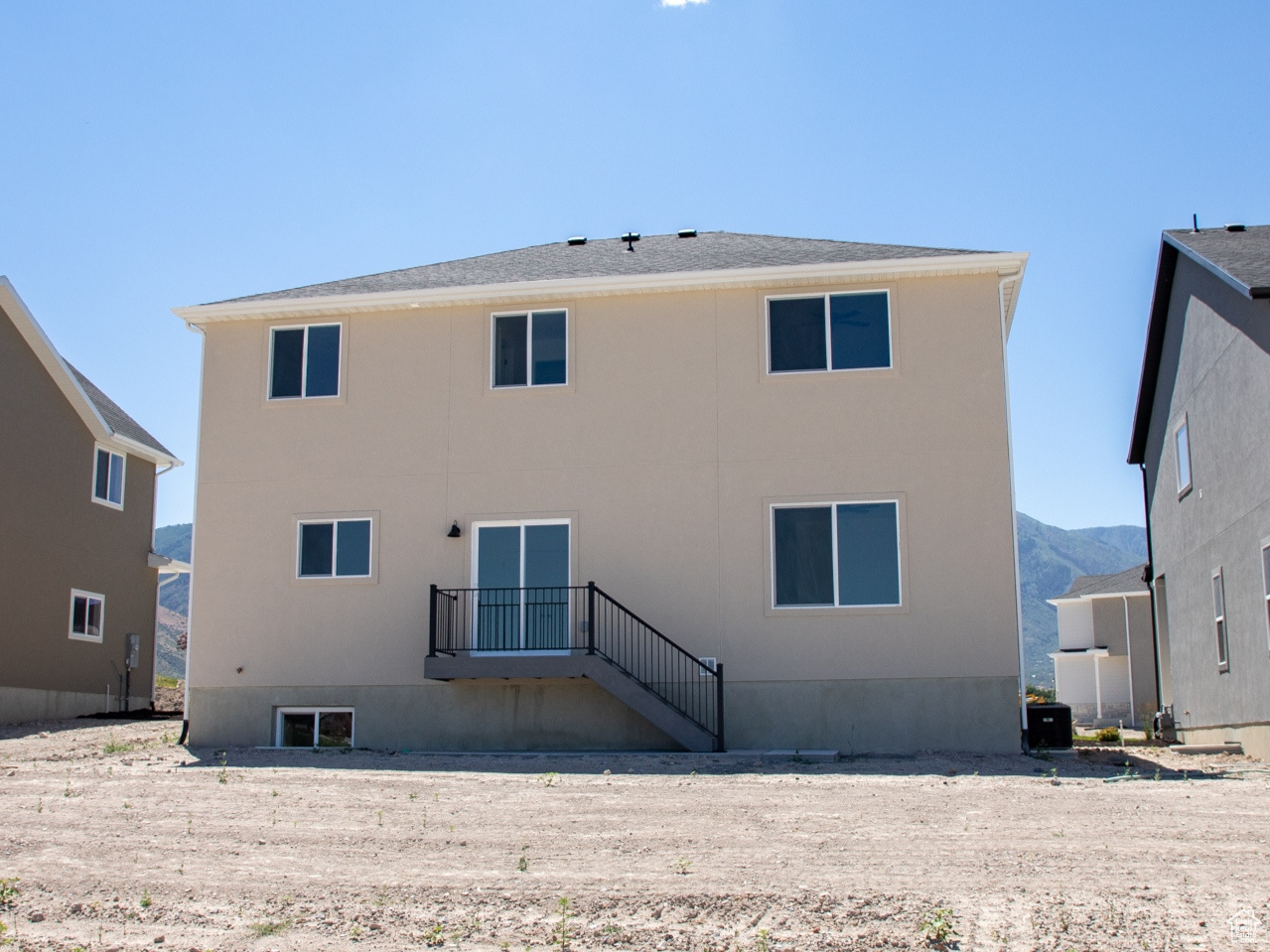 SALEM FIELDS - Residential