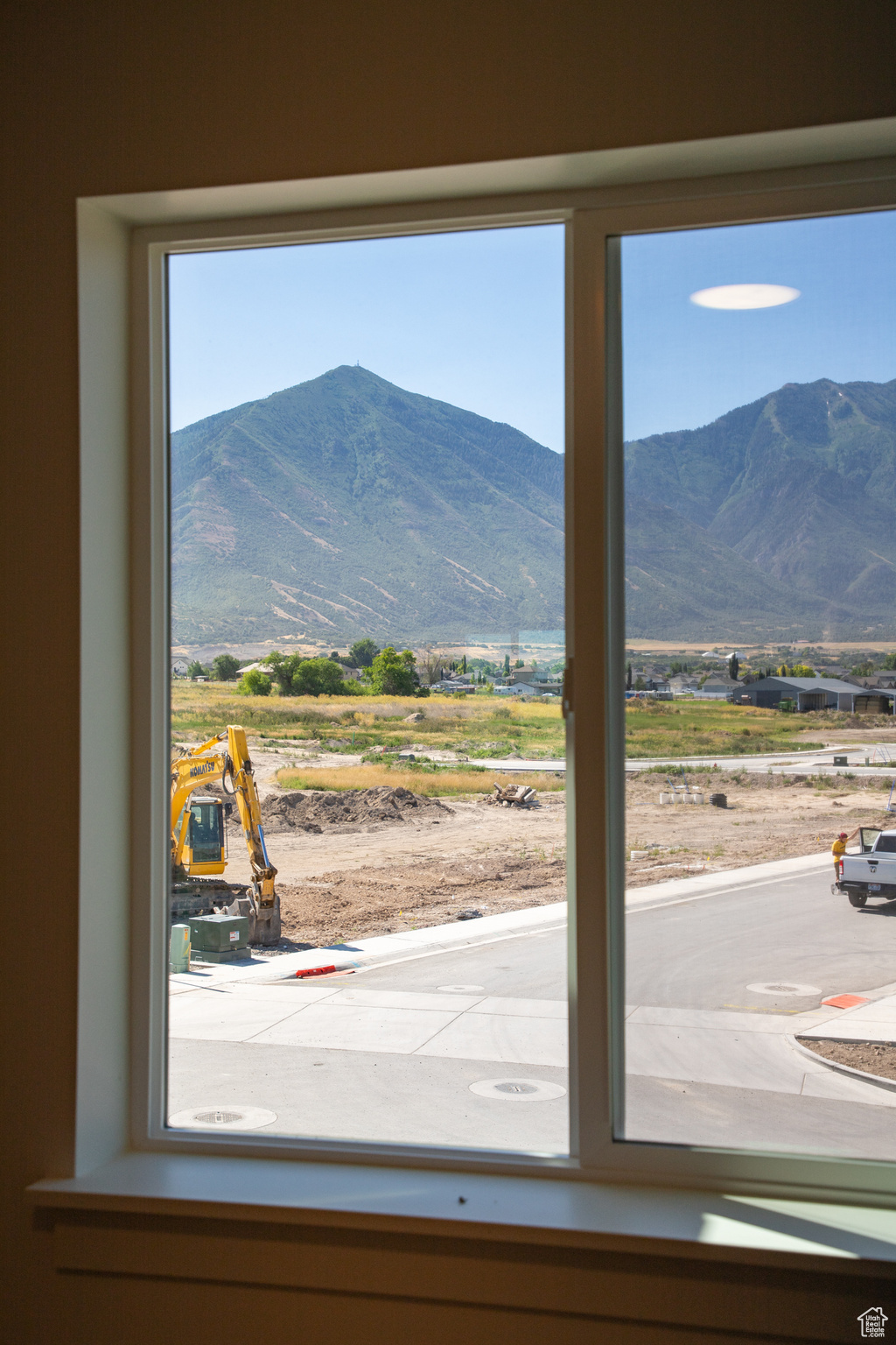 SALEM FIELDS - Residential