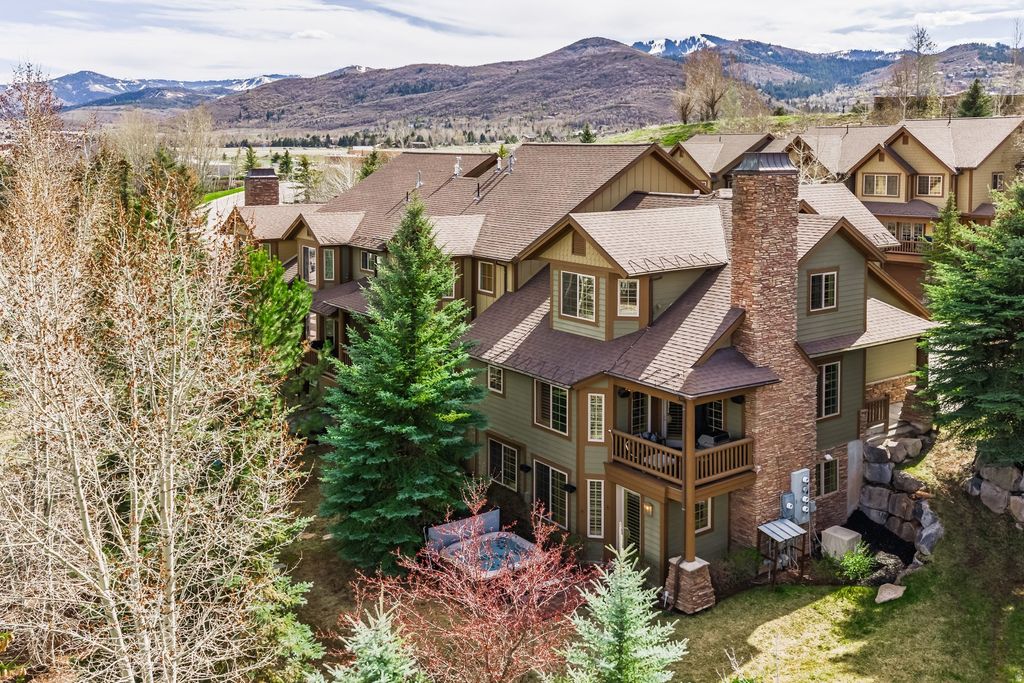 Photo of 3002 W CANYON LINK DR, Park City, UT 84098 (MLS # 2149424)
