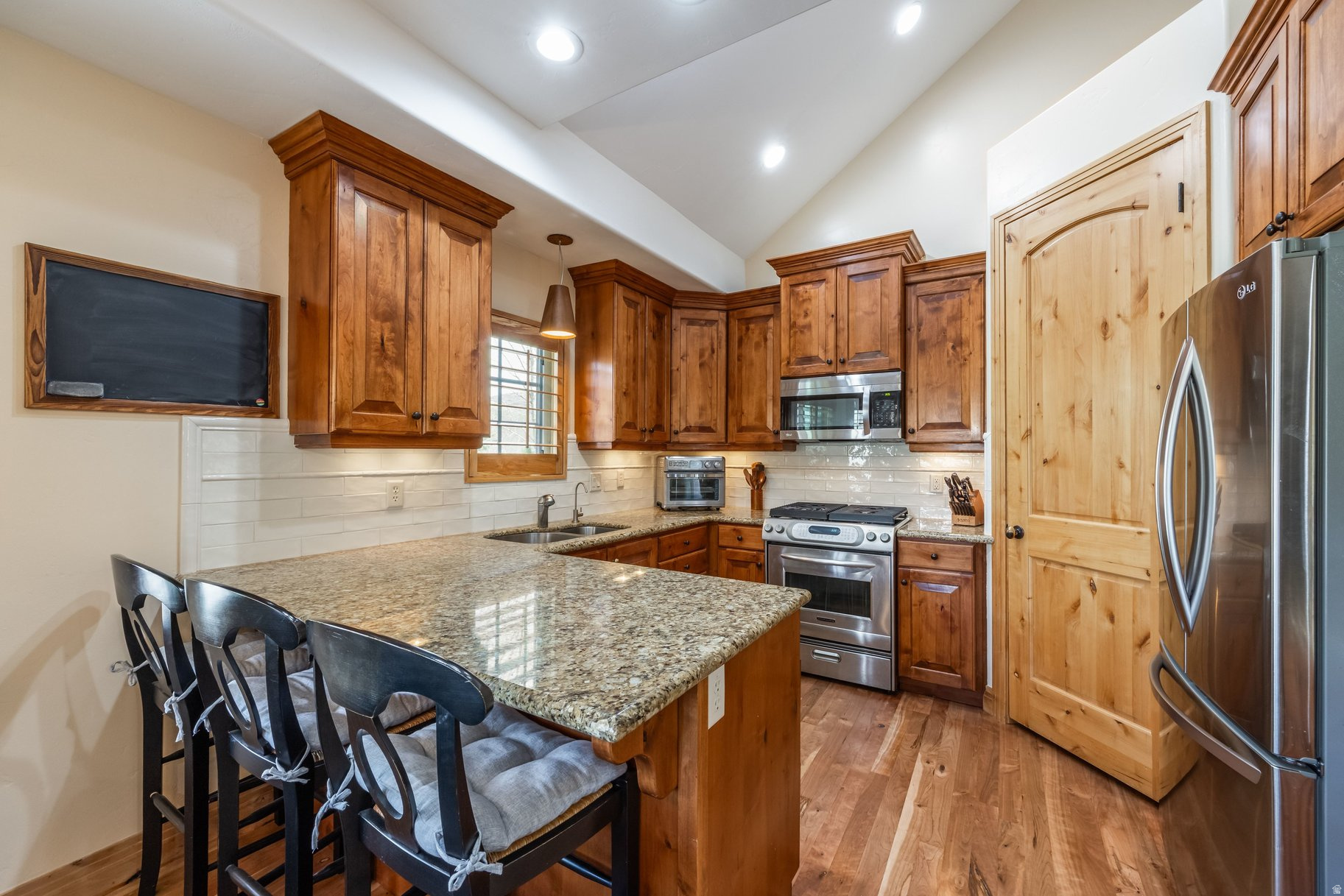 CANYON LINKS - Residential