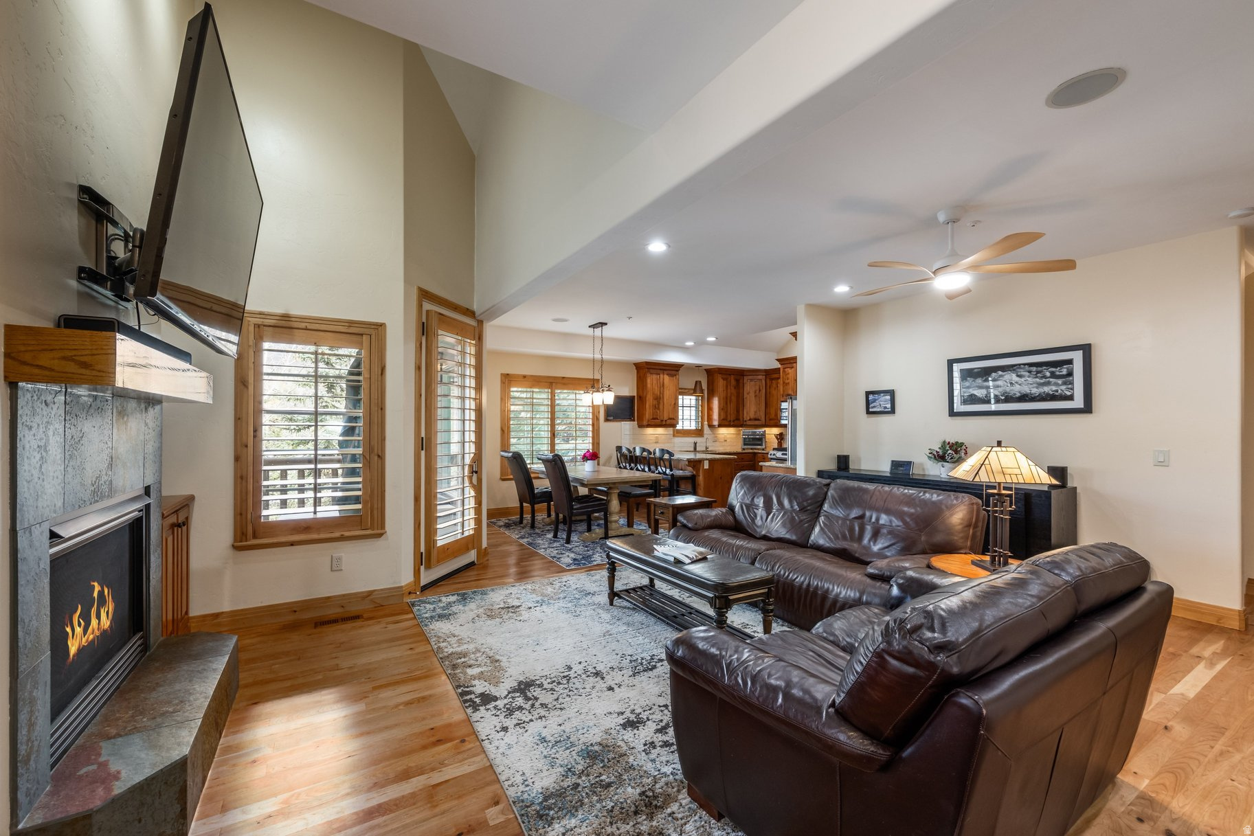 CANYON LINKS - Residential