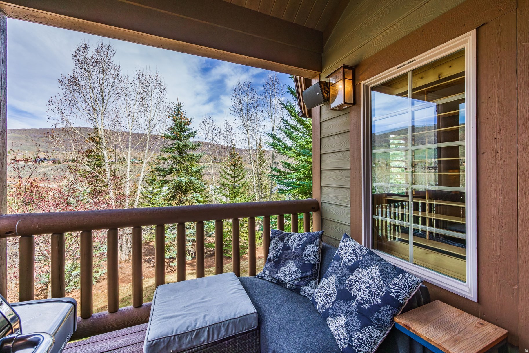 CANYON LINKS - Residential