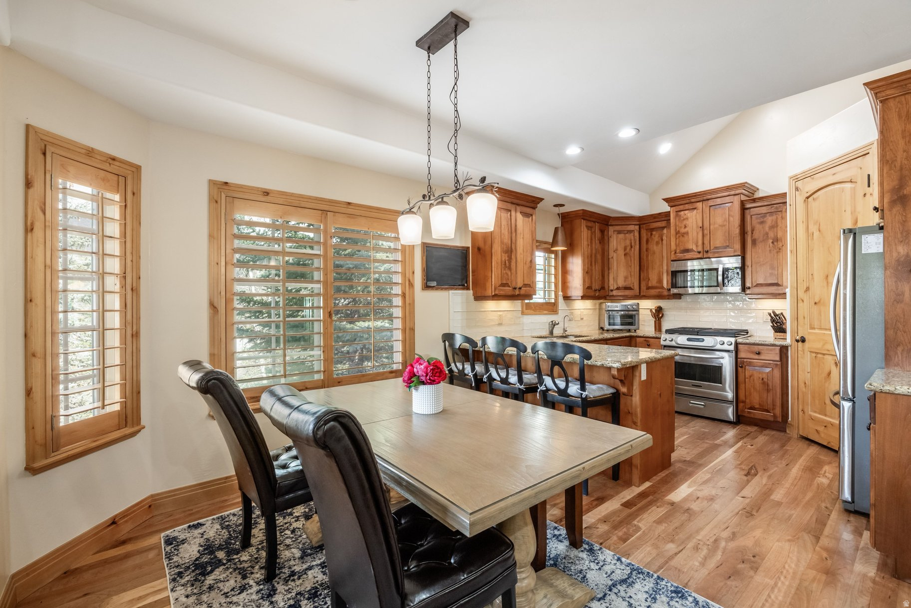 CANYON LINKS - Residential