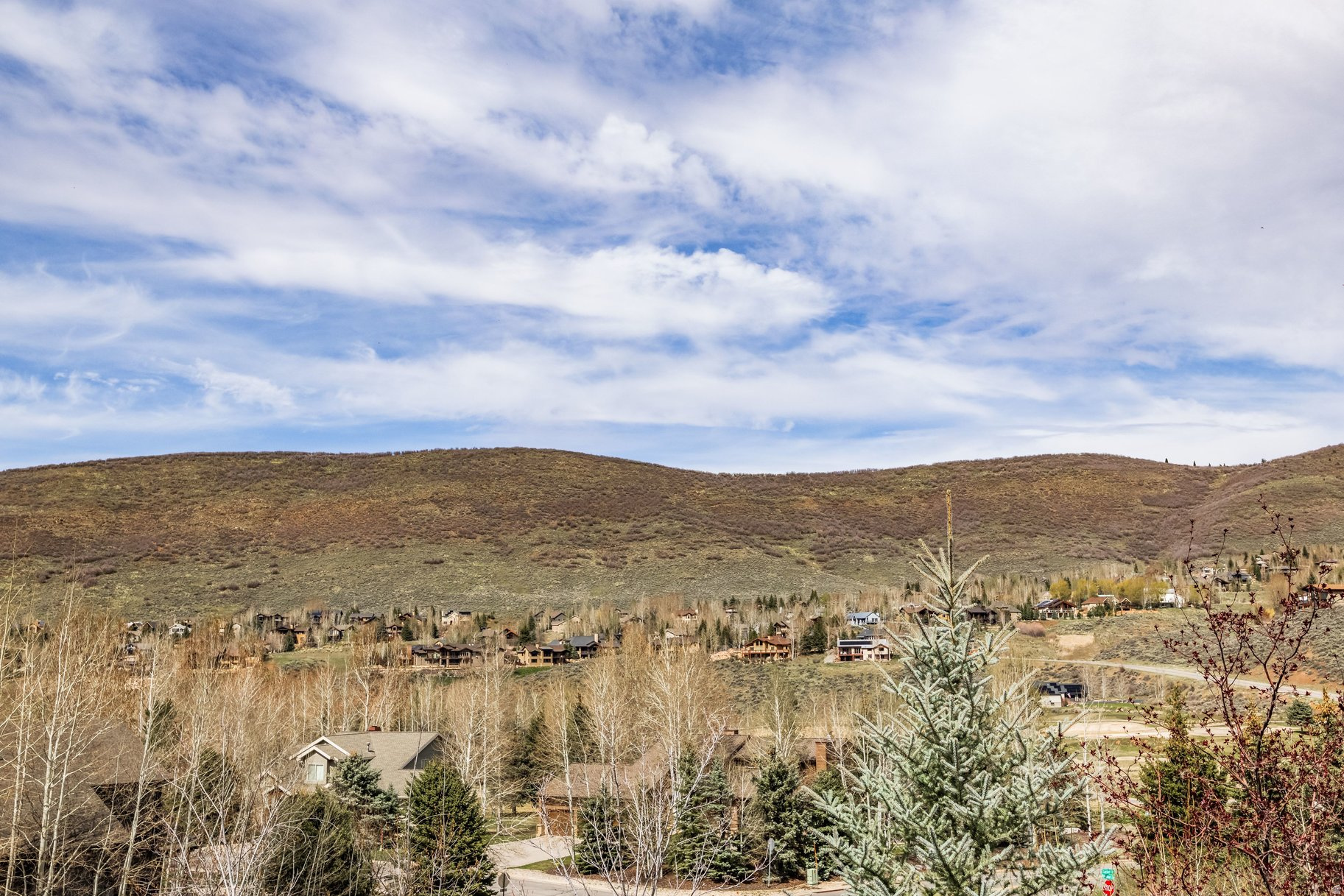 CANYON LINKS - Residential