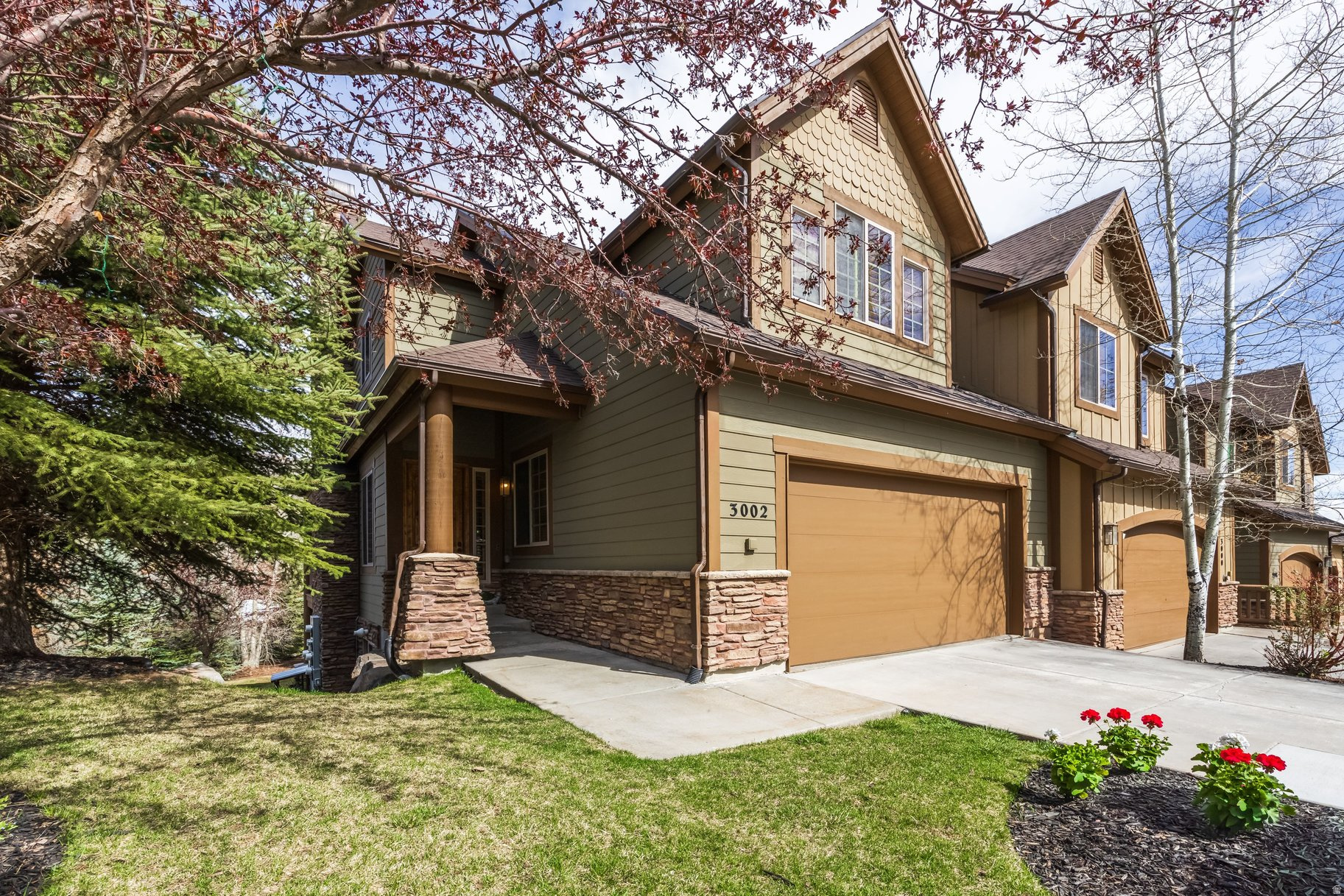 CANYON LINKS - Residential