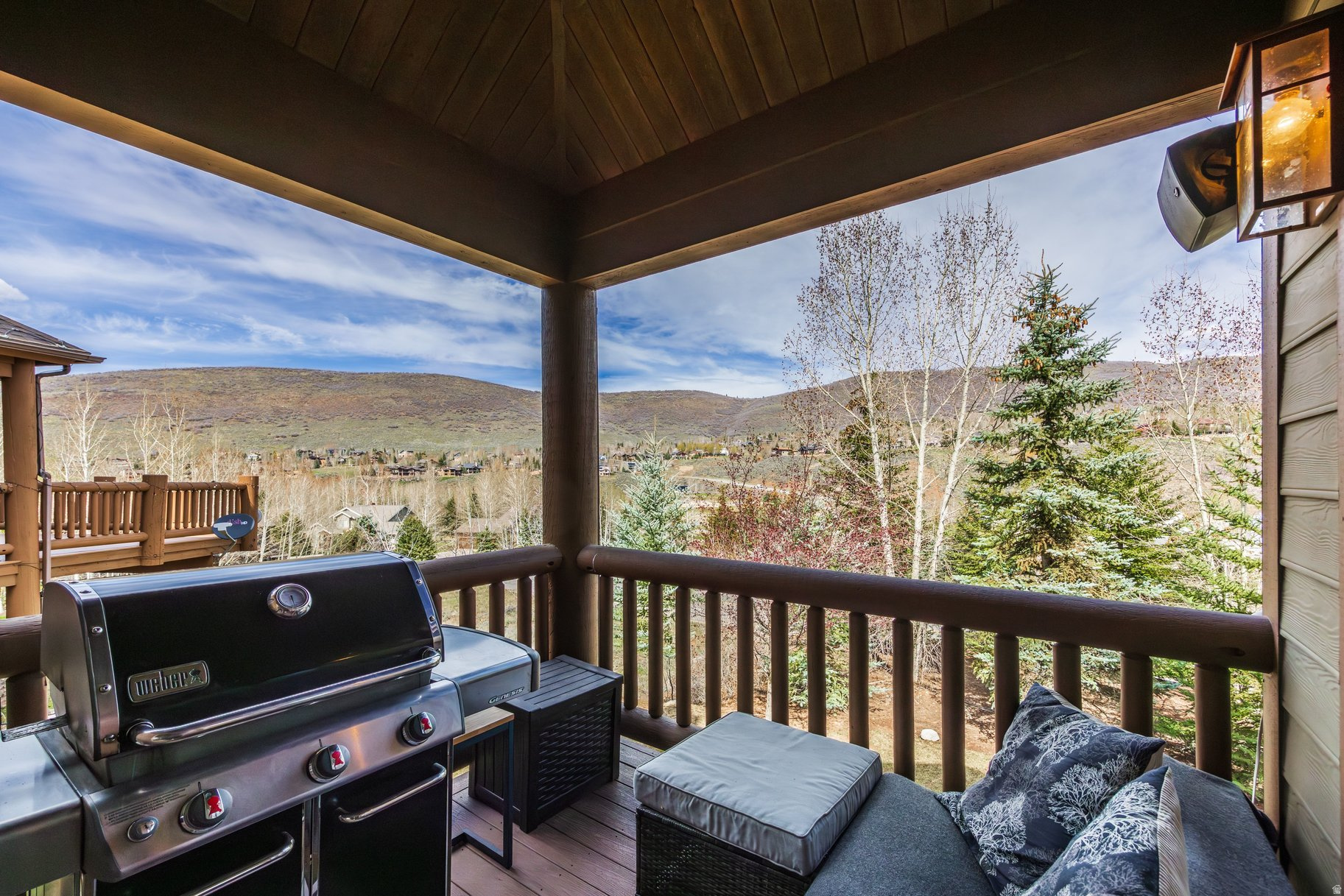 CANYON LINKS - Residential