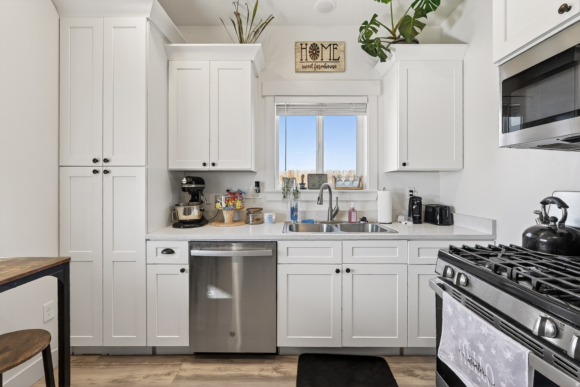 GARDEN PARK ESTATES - Residential