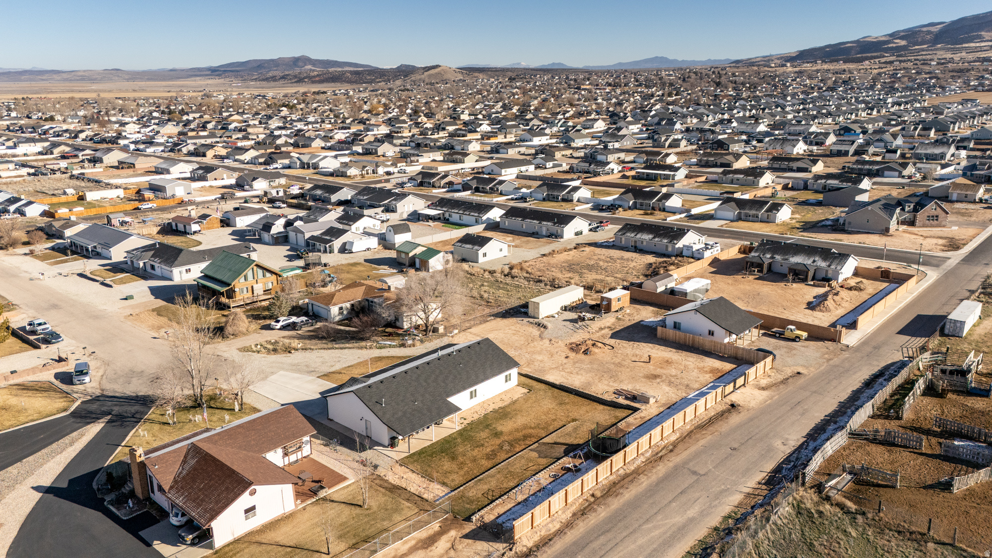 GARDEN PARK ESTATES - Residential