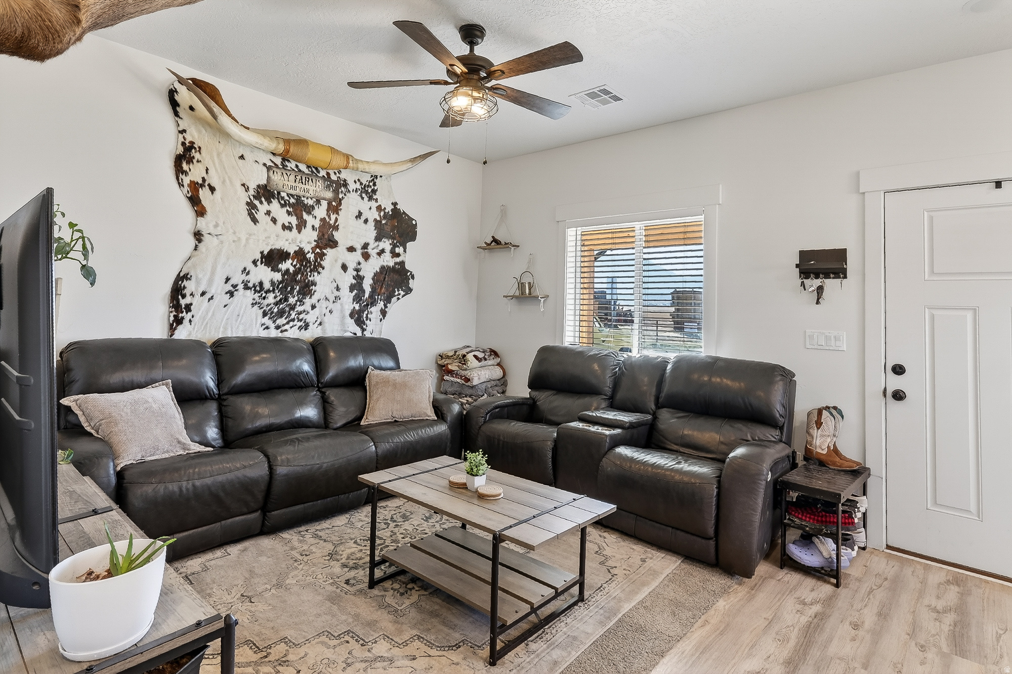 GARDEN PARK ESTATES - Residential