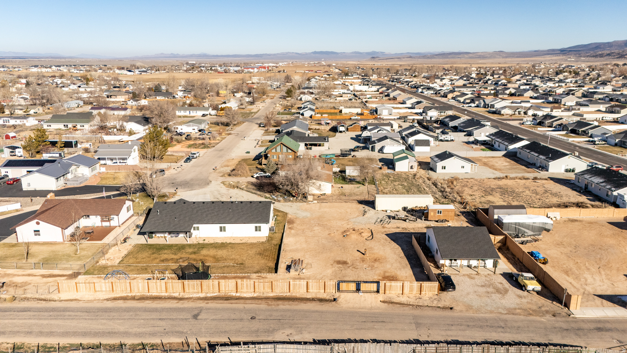 GARDEN PARK ESTATES - Residential