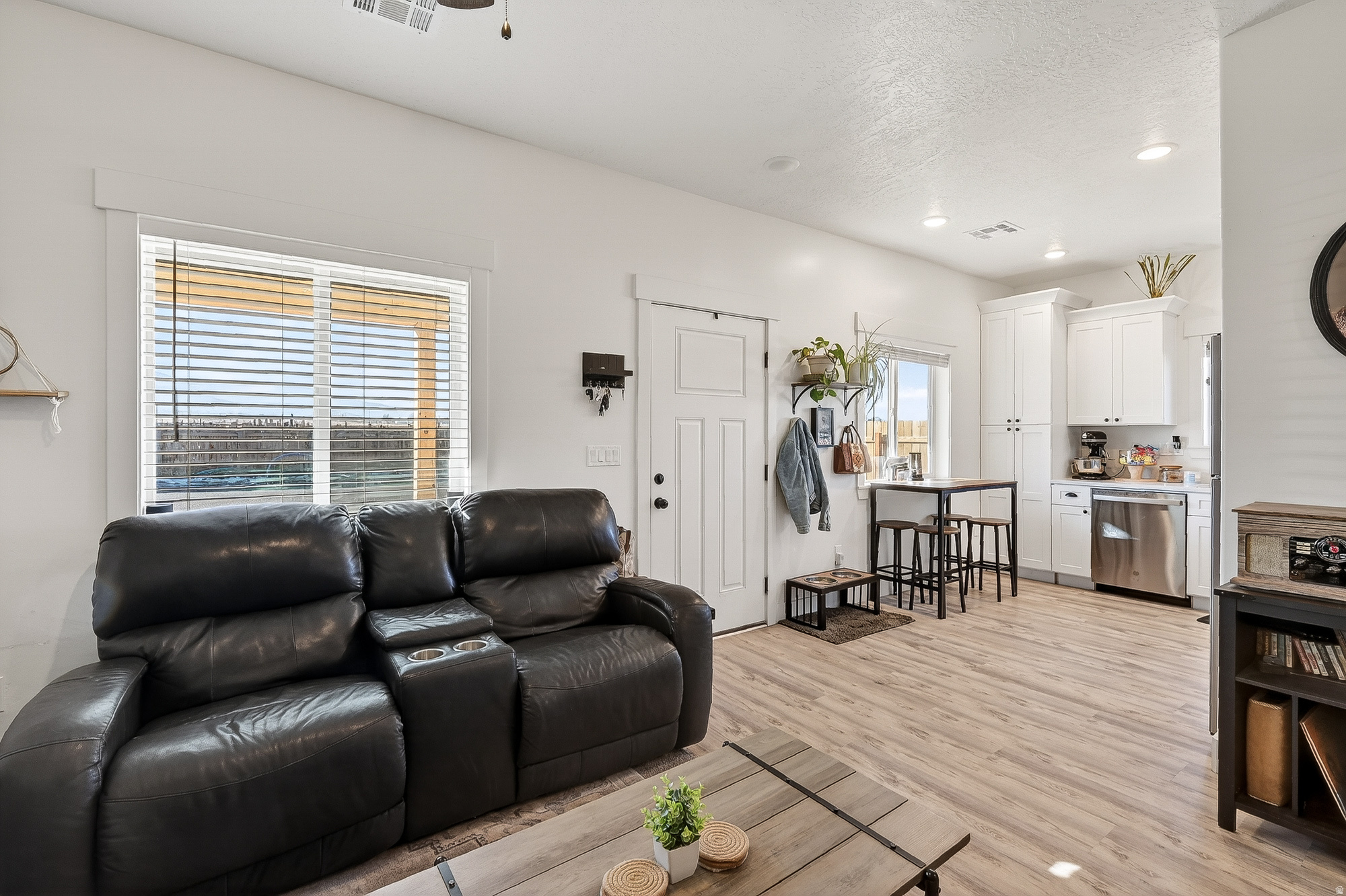 GARDEN PARK ESTATES - Residential