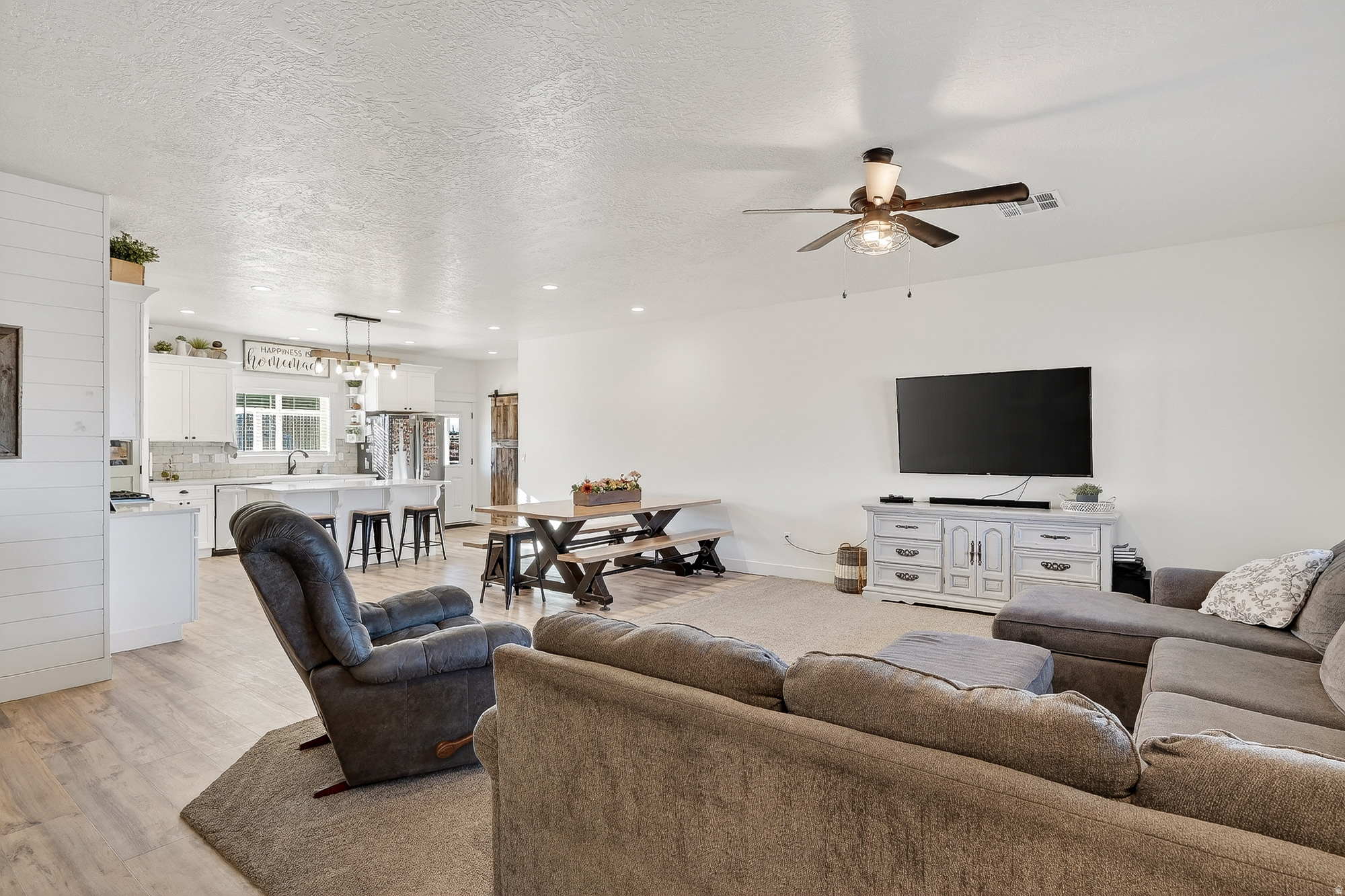 GARDEN PARK ESTATES - Residential