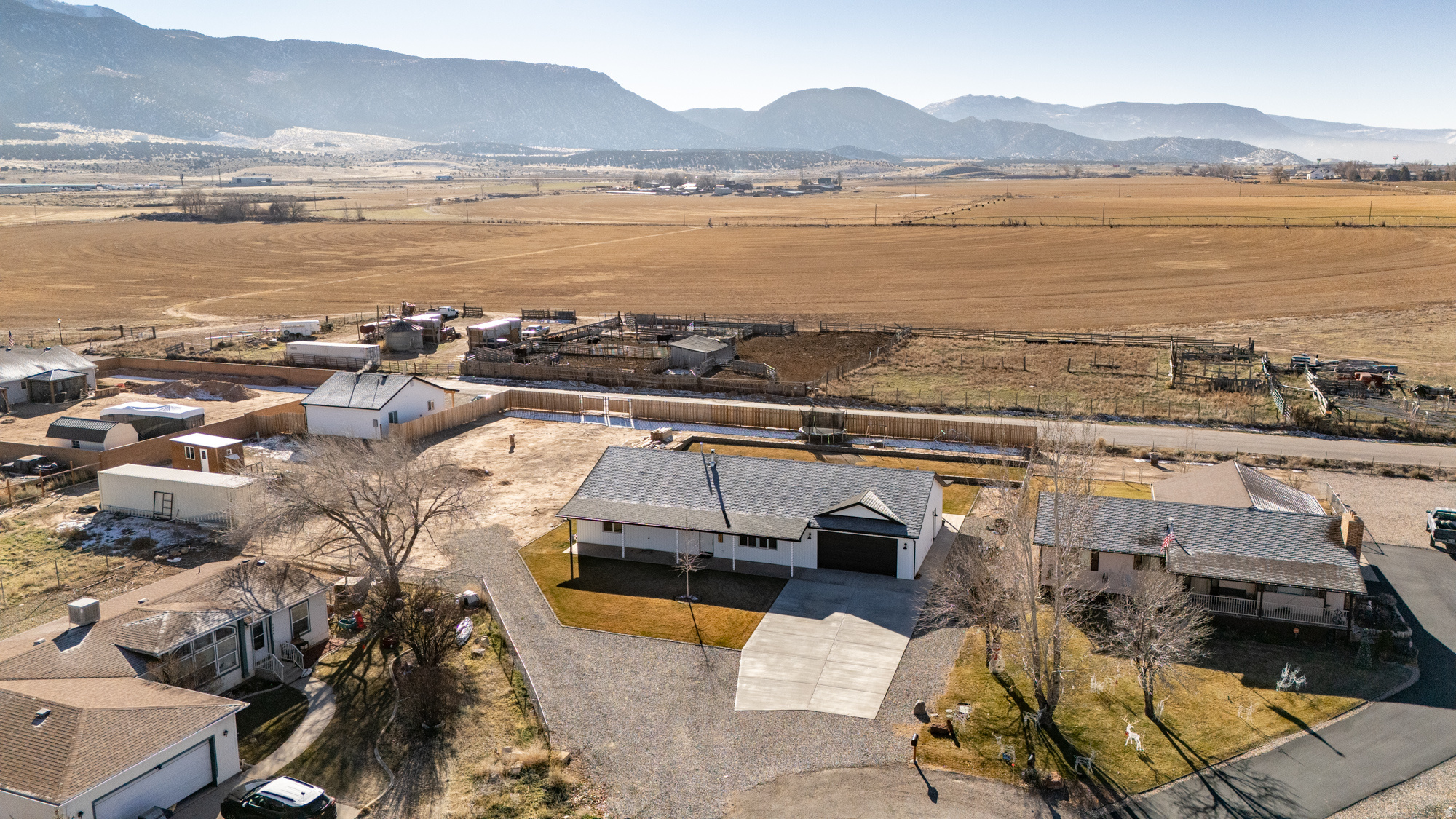 GARDEN PARK ESTATES - Residential